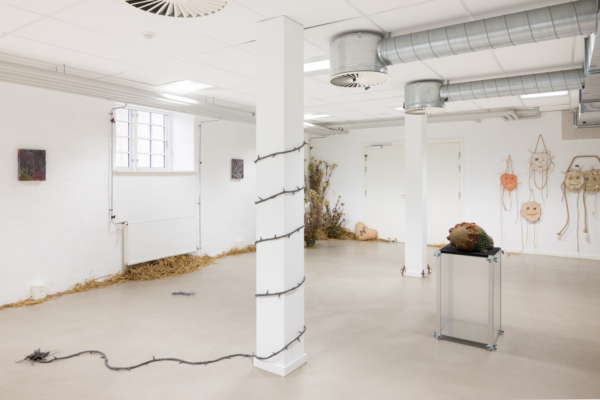 Chatter 'round the pond, exhibition view