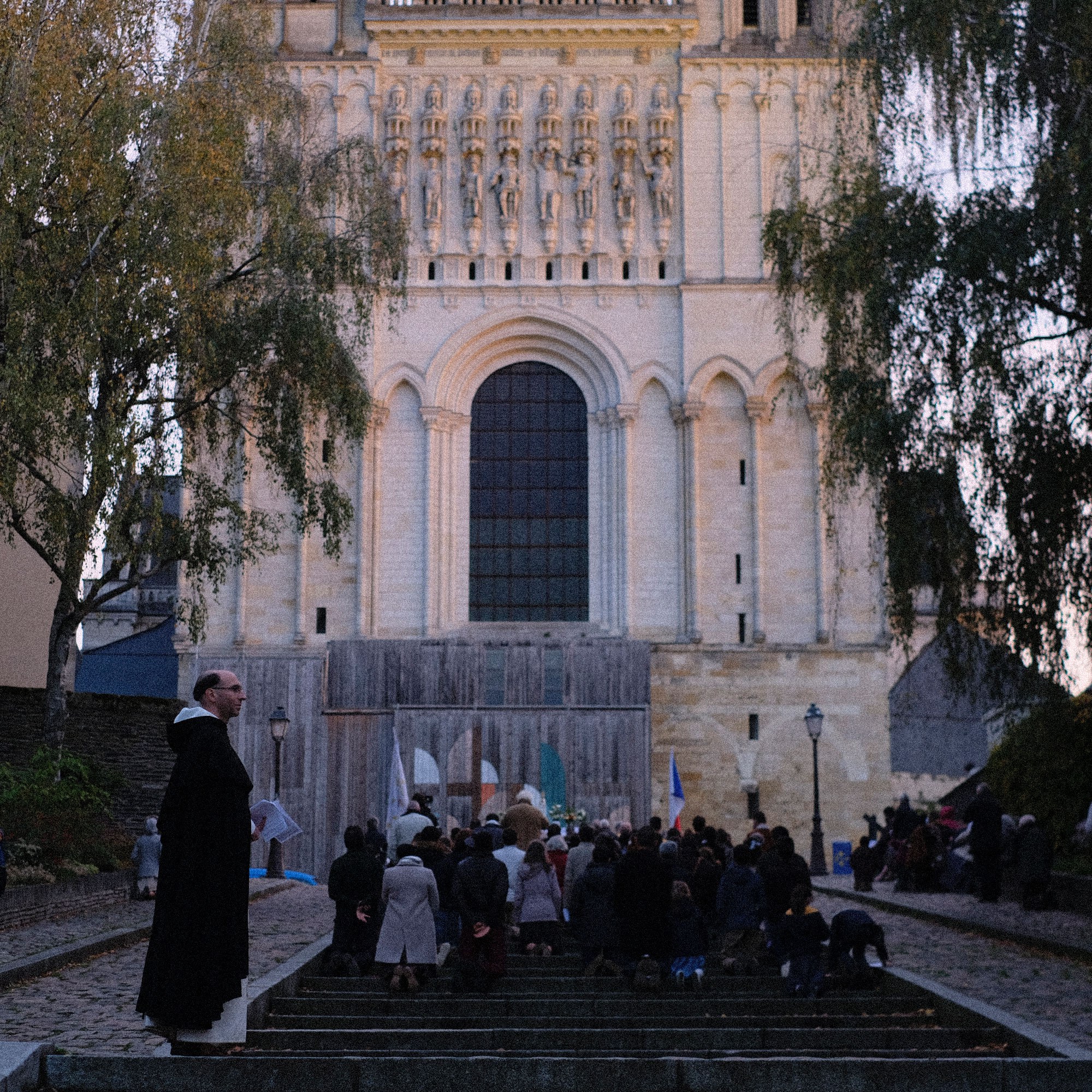 Angers messe de rue, 2021, 24 × 24 cm (framed: 60 × 46 cm), C-print on Fuji Flex paper