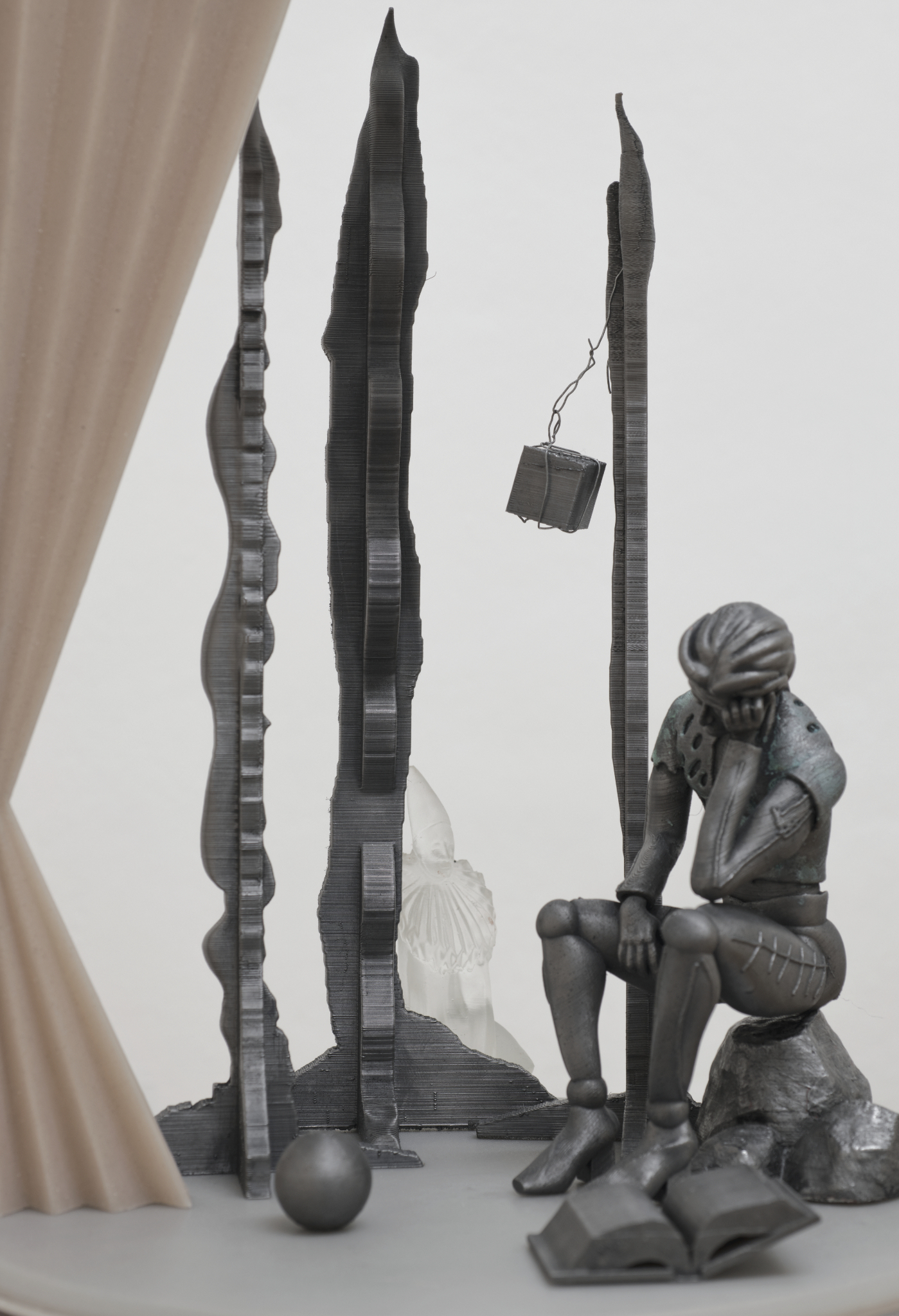 Wieland Schönfelder, scene 9, 2022, aluminum, cast resin, plastic