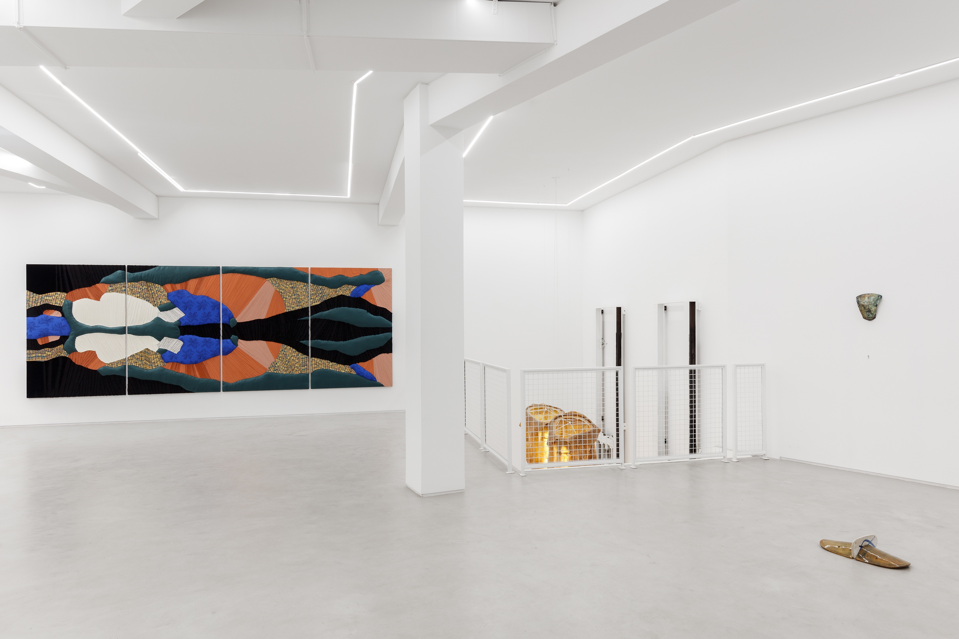 Exhibition view (Pauline Guerrier @guerrierpauline, Diana Barbosa Gil @dianabarbosagil, Manon Harrois @manonharrois)