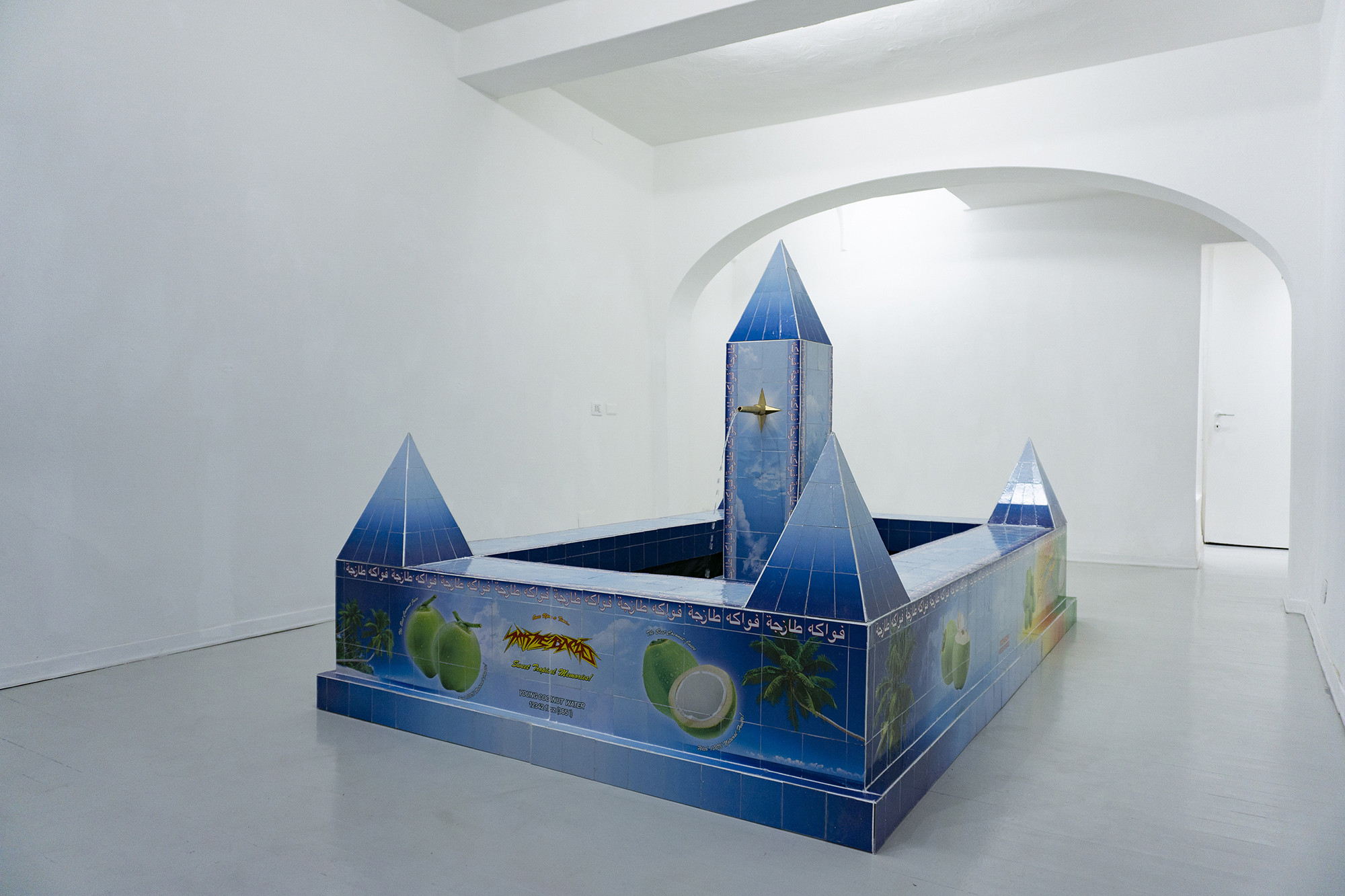 Tristebacio Club - Tropical Dreams - Exhibition view_3