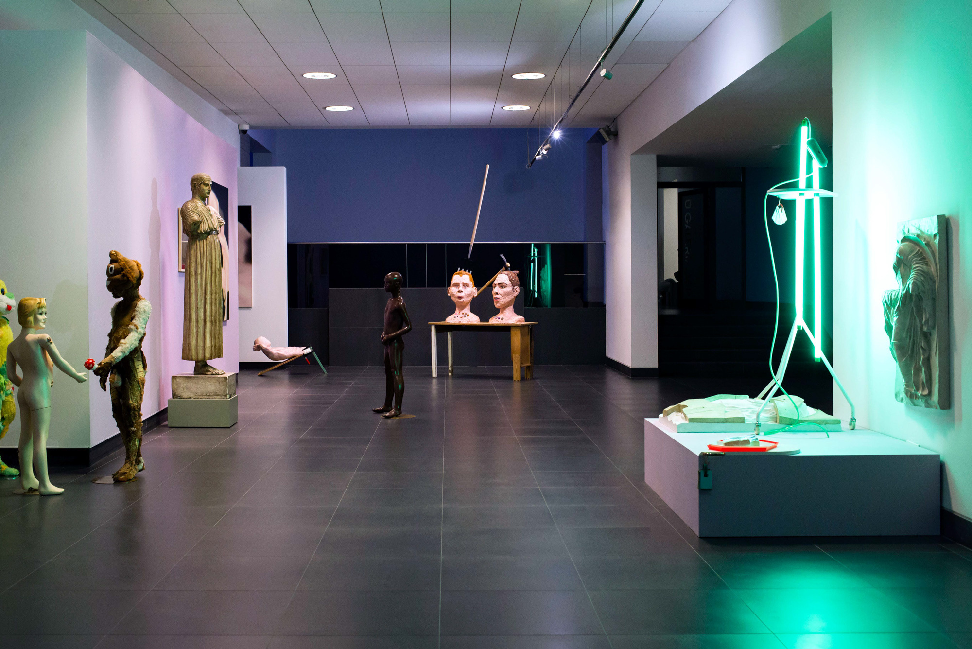 Paulina Stasik Remnants II, oil and acrylic on canvas, 2021. Private collection, Dominik Ritszel Resistance, HD video 03:29, 2020, Dawid copy, bottom fragment, plaster cast, original: Donatello, 1430–40