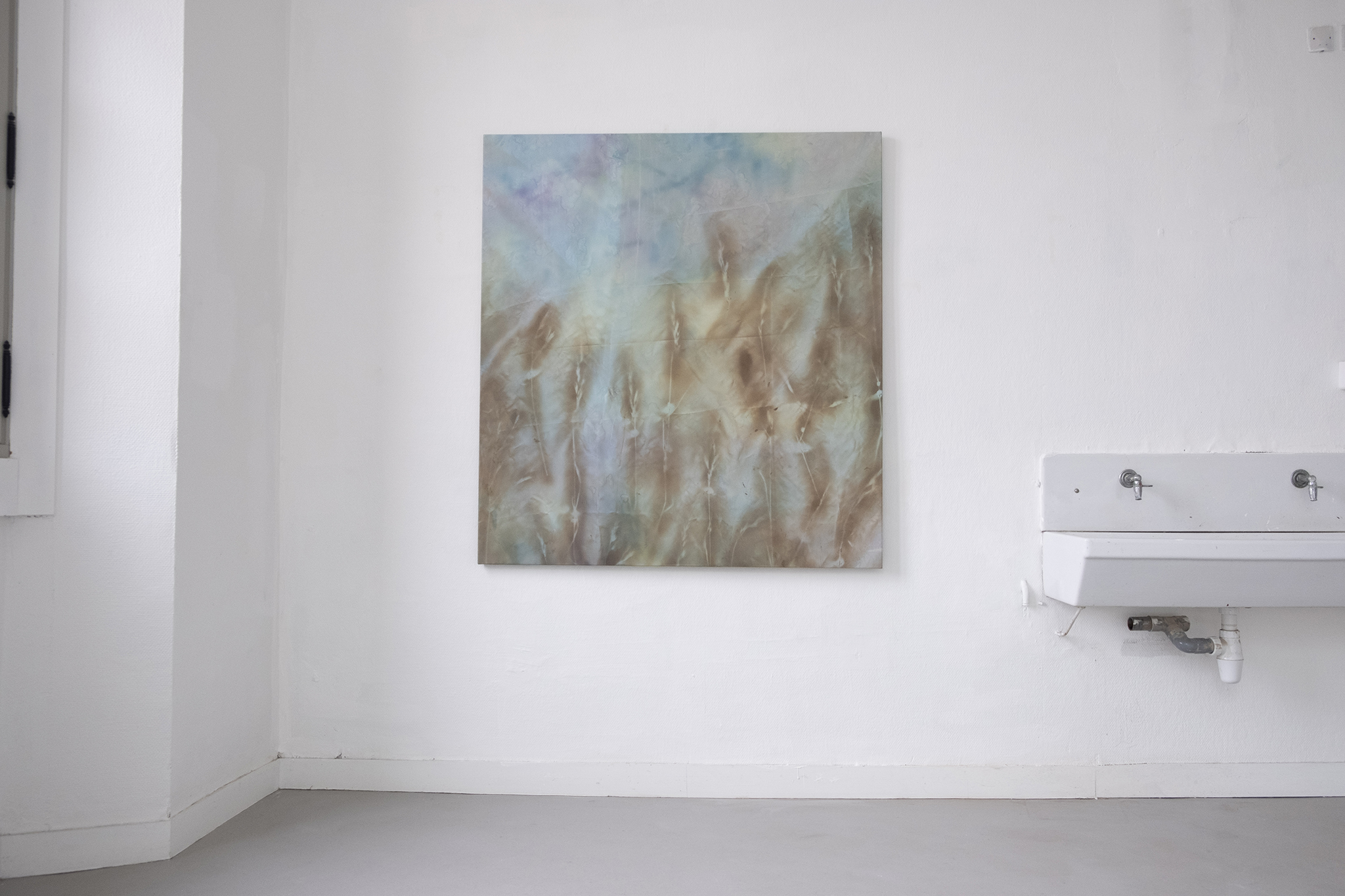 Alice Quentel, Untitled (respirer les heures bleues) #2, ink on satin, 120 x 130 cm, 2023 (Production Generator 40mcube Self Signal)