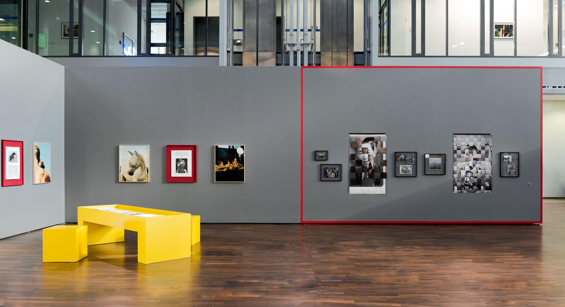 âFoam Talent 2022â, installation view at The Cube, © Deutsche Börse Photography Foundation, Photo : Robert Schittko