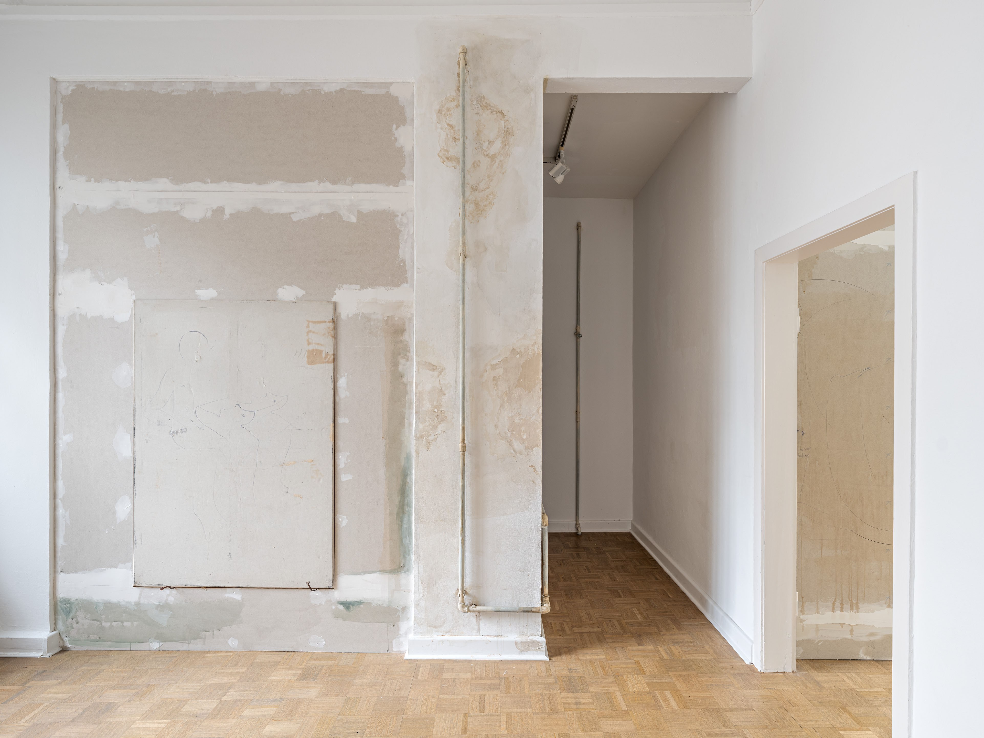 Installation view_Tolia Astakhishvili_I think it’s closed_2023_Kunstverein Bielefeld_Photo/Fred Dott