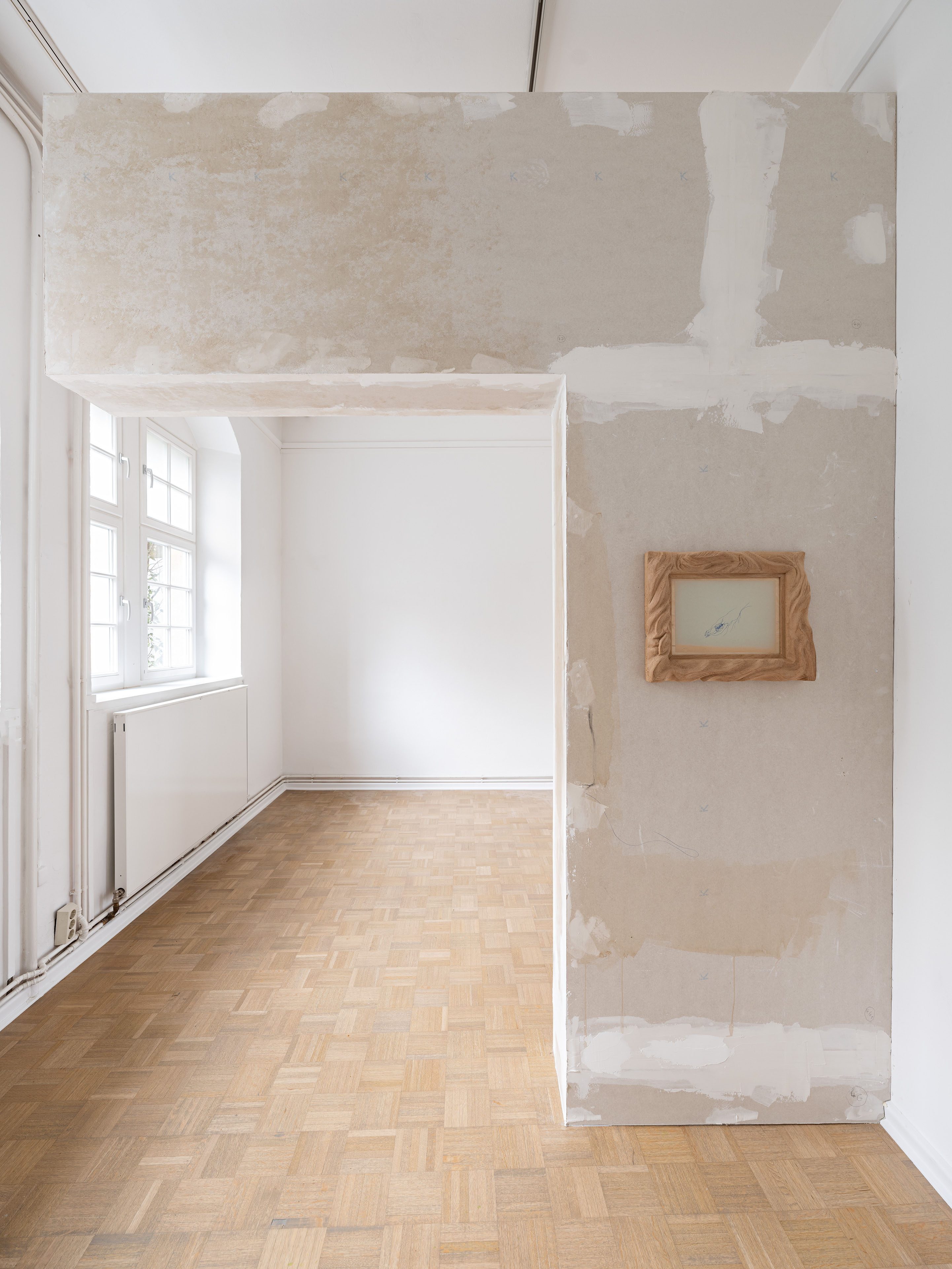 Installation view_Tolia Astakhishvili_I think it’s closed_2023_Kunstverein Bielefeld_Photo/Fred Dott