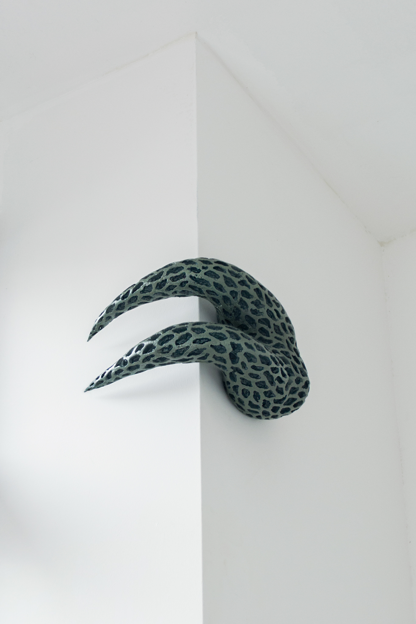 nest gen 3 (Klaue), 2023, Linus Clostermann