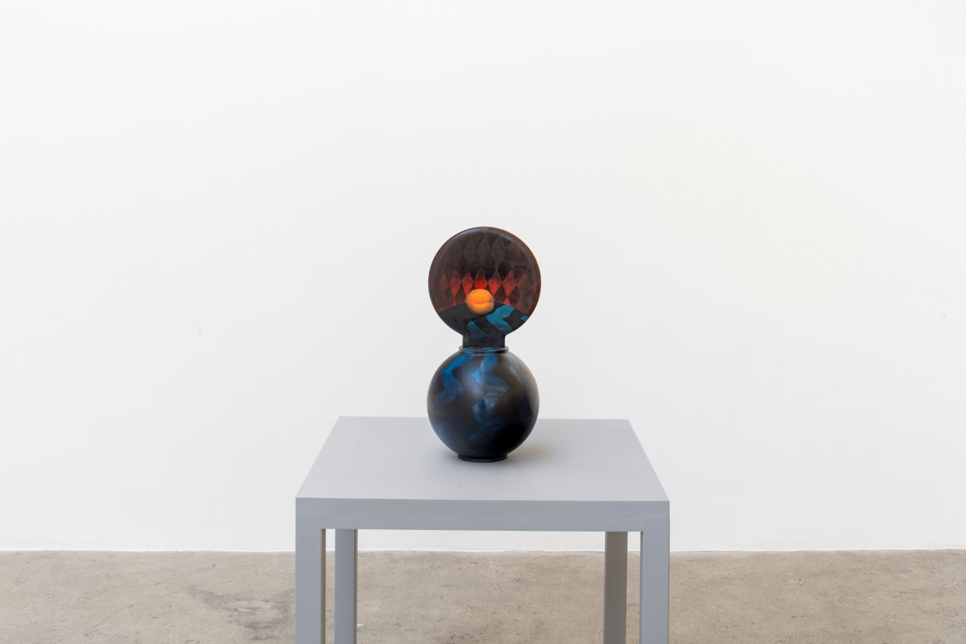 Palazzo Cotonoso Baracucca (Vase in Vase series), 2022-2023 Oil on wood, 49 × 24 × 24 cm.  Photo: Martin Argyroglo.