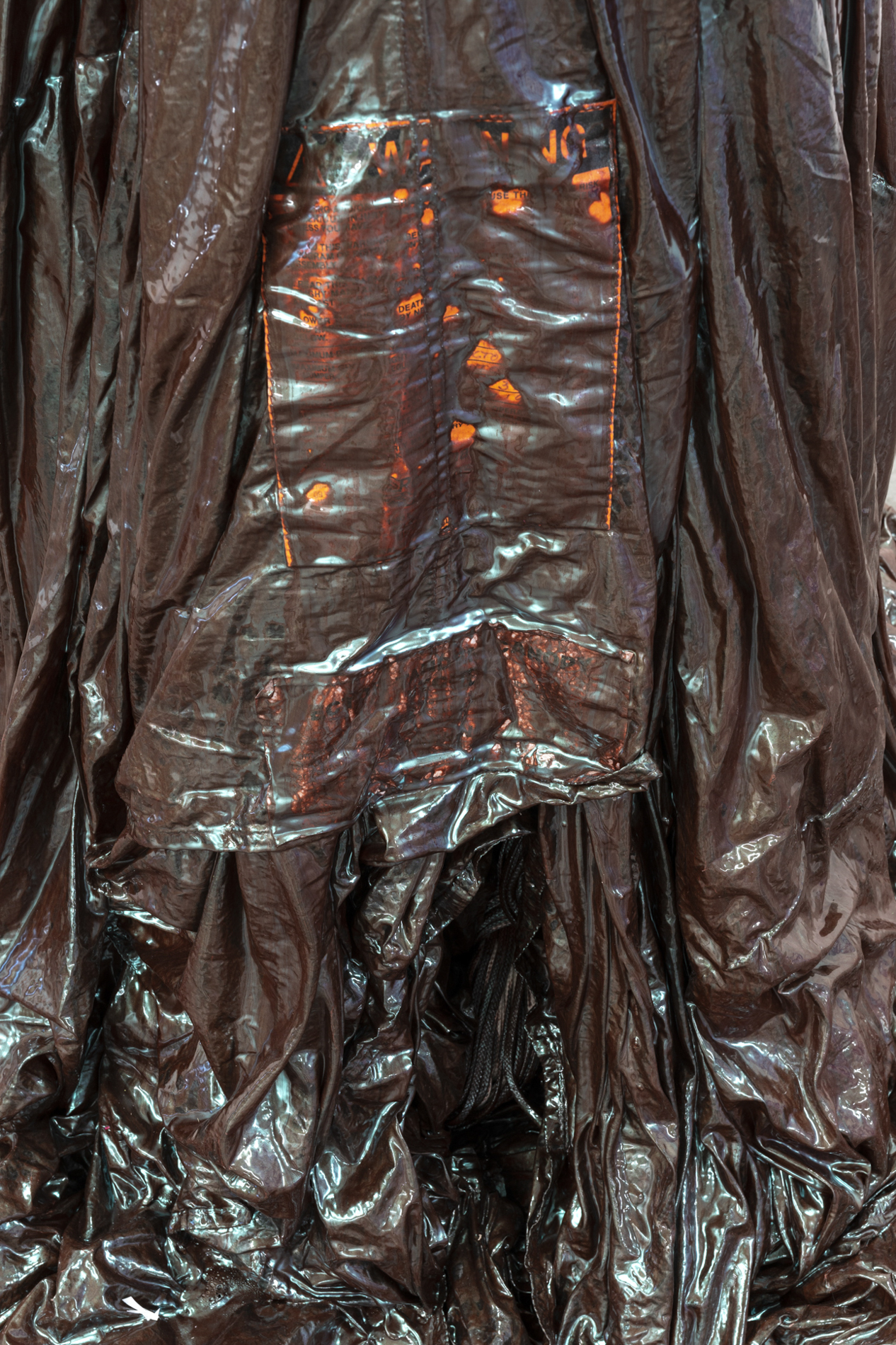 13. Clemens Wolf, Parachute Sculpture, 2022, Resin on Parachute, 260 x 90 cm, Detail shot, SANATORIUM, Istanbul