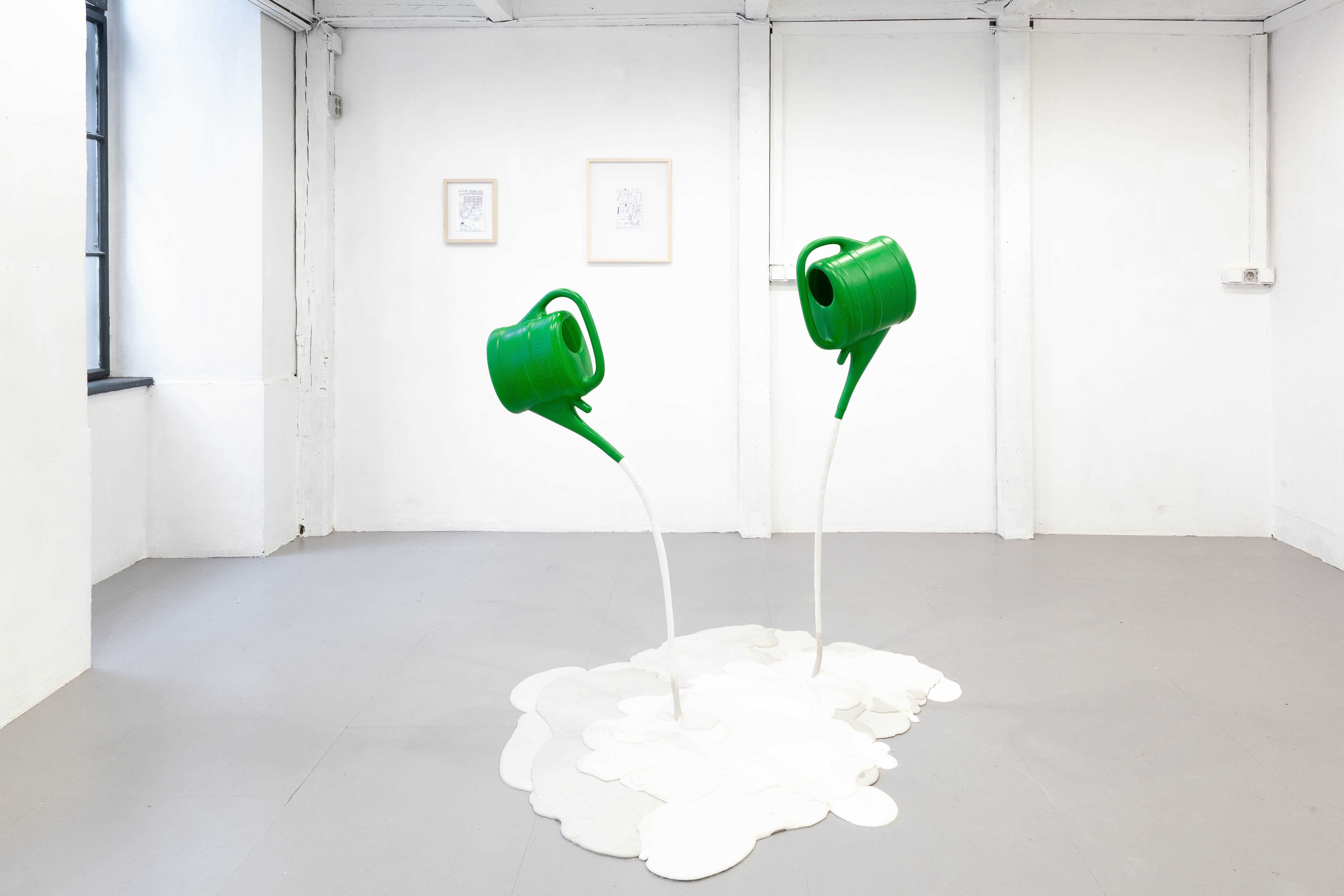01. Mc Naughton, Marc Lotzmann, 2023, Warum schreibst du den Hasen nicht mit H, exhibition view 01, Suzie Shride