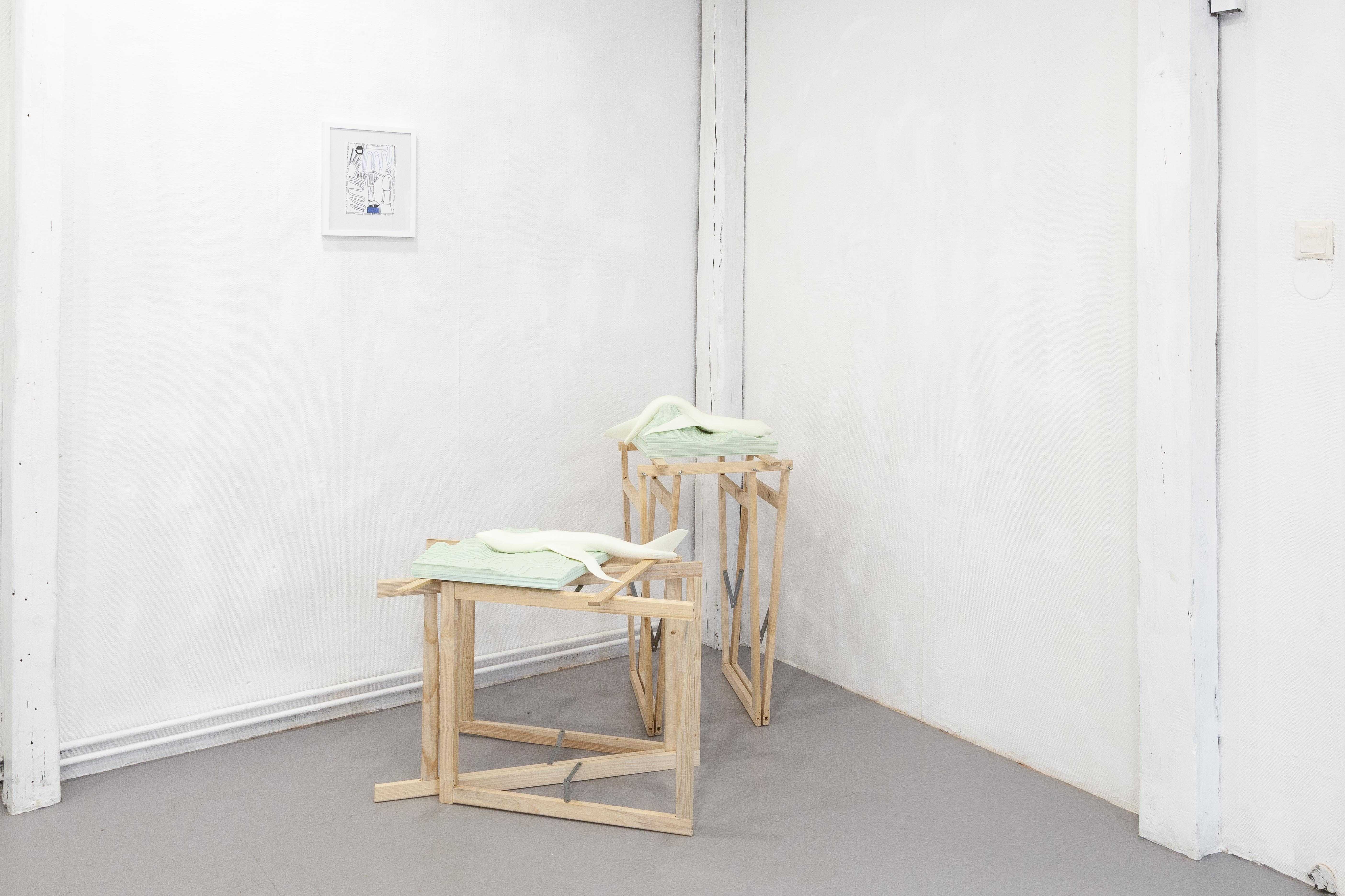 08. Jonathan Mc Naughton, Marc Lotzmann, 2023, Warum schreibst du den Hasen nicht mit H, exhibition view 05, Suzie Shride