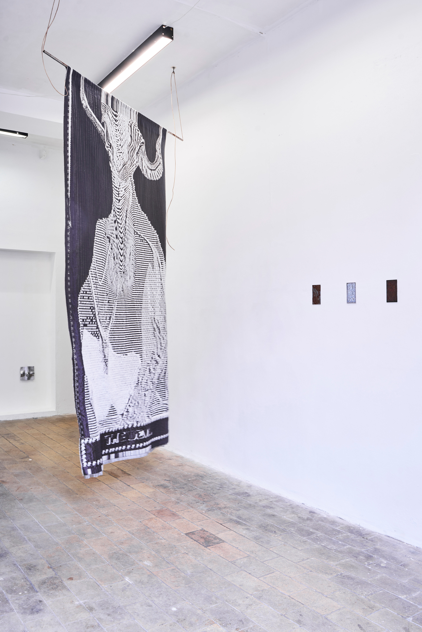 Julia Emslander: Fe (OH), v.1.1-v.1.3, rust on steel & aluminium, 2023