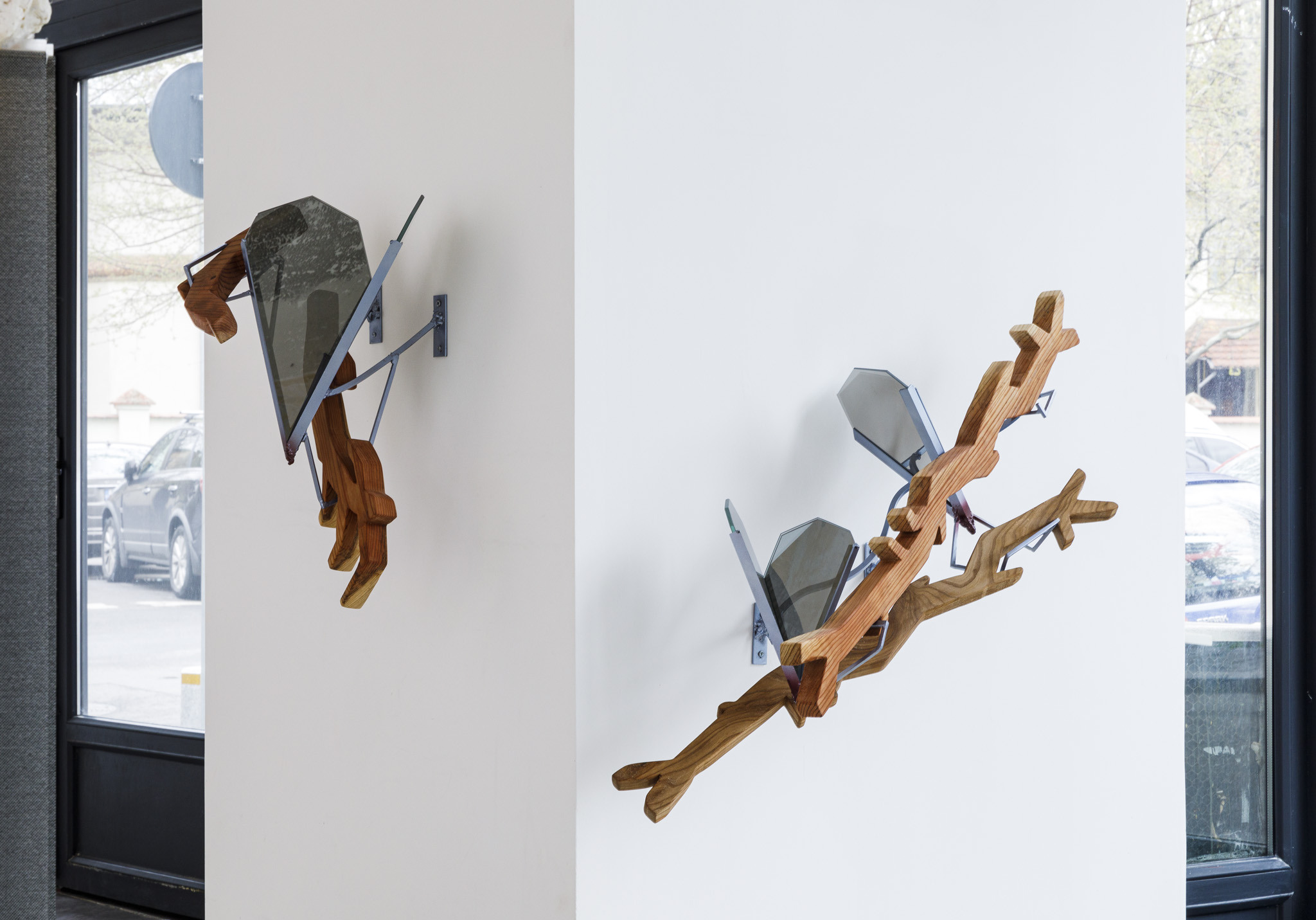 Agata Ingarden, Lightning II, 2019, coated steel, double-sided mirror, wood, 90 x 83 x 33 cm & Agata Ingarden, Lightning I, 2019, coated steel, double-sided mirror, wood, 63 x 36 x 40 cm