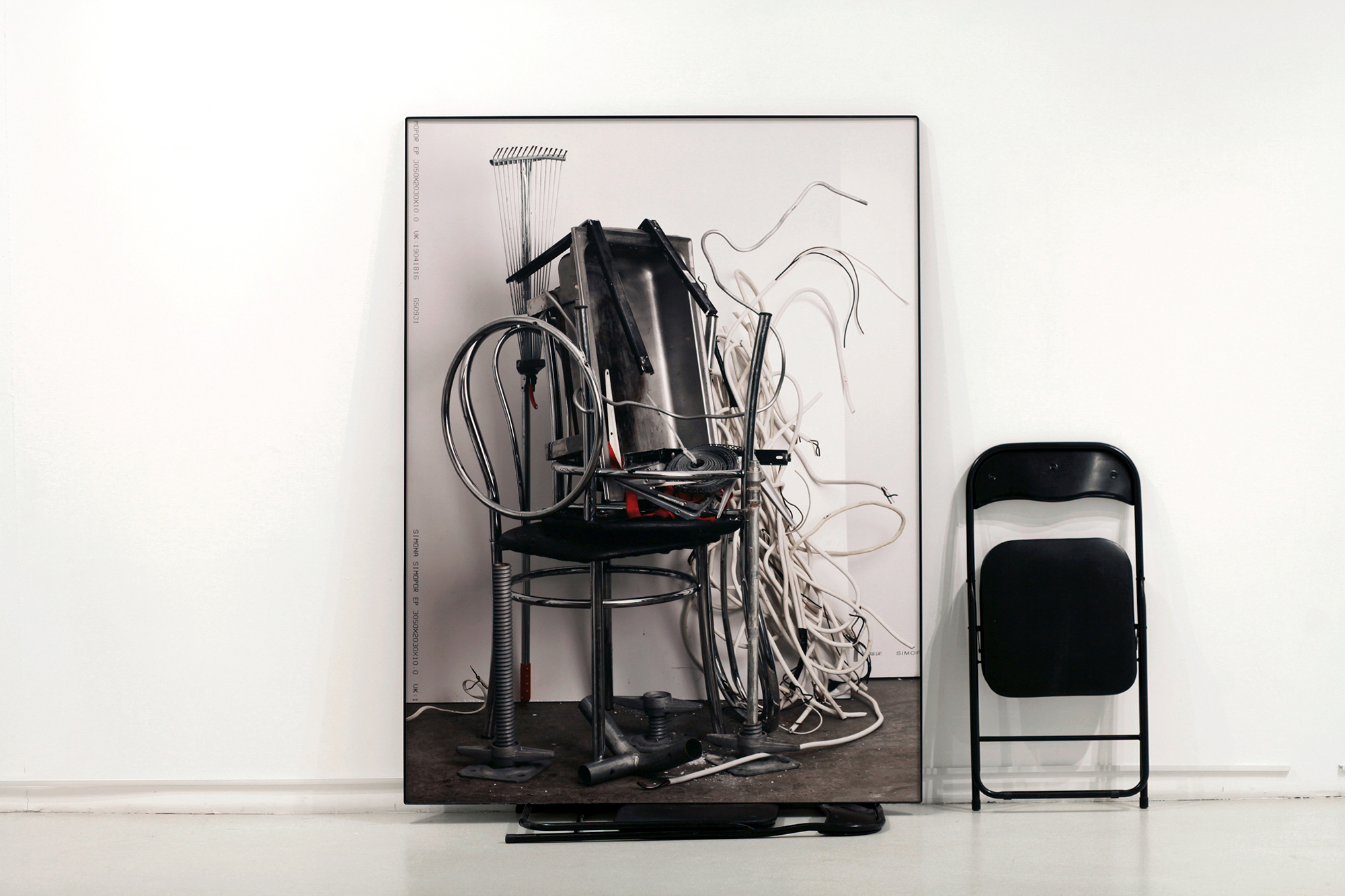 Robertas Narkus, zaj%g{m (from the series “The Board”), 2020, C-print mounted on aluminium, steel frame, 168 x 125 cm