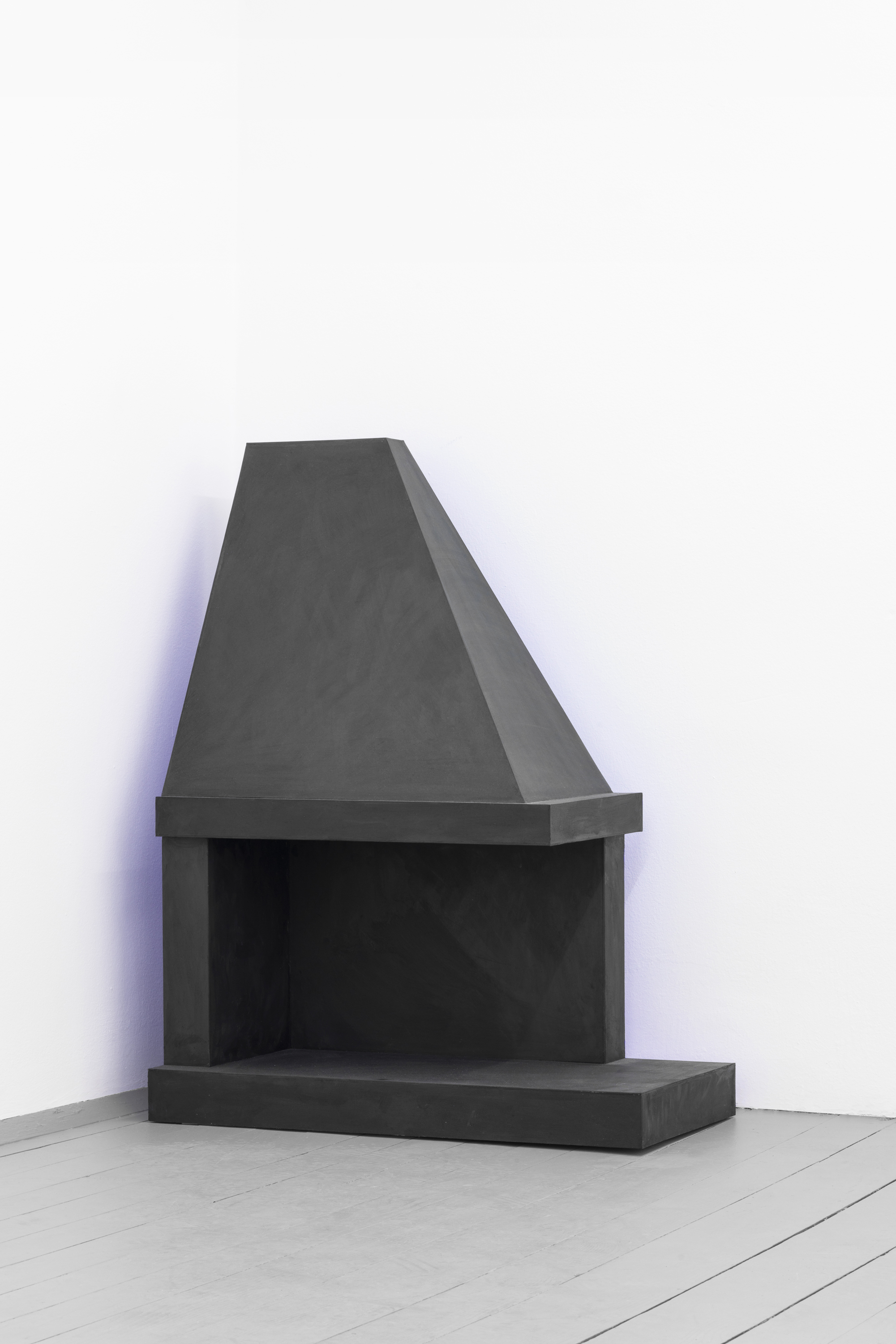 Kerstin von Gabain, Fireplace, 2022, cardboard, oil paint, 95 x 72 x 36 cm