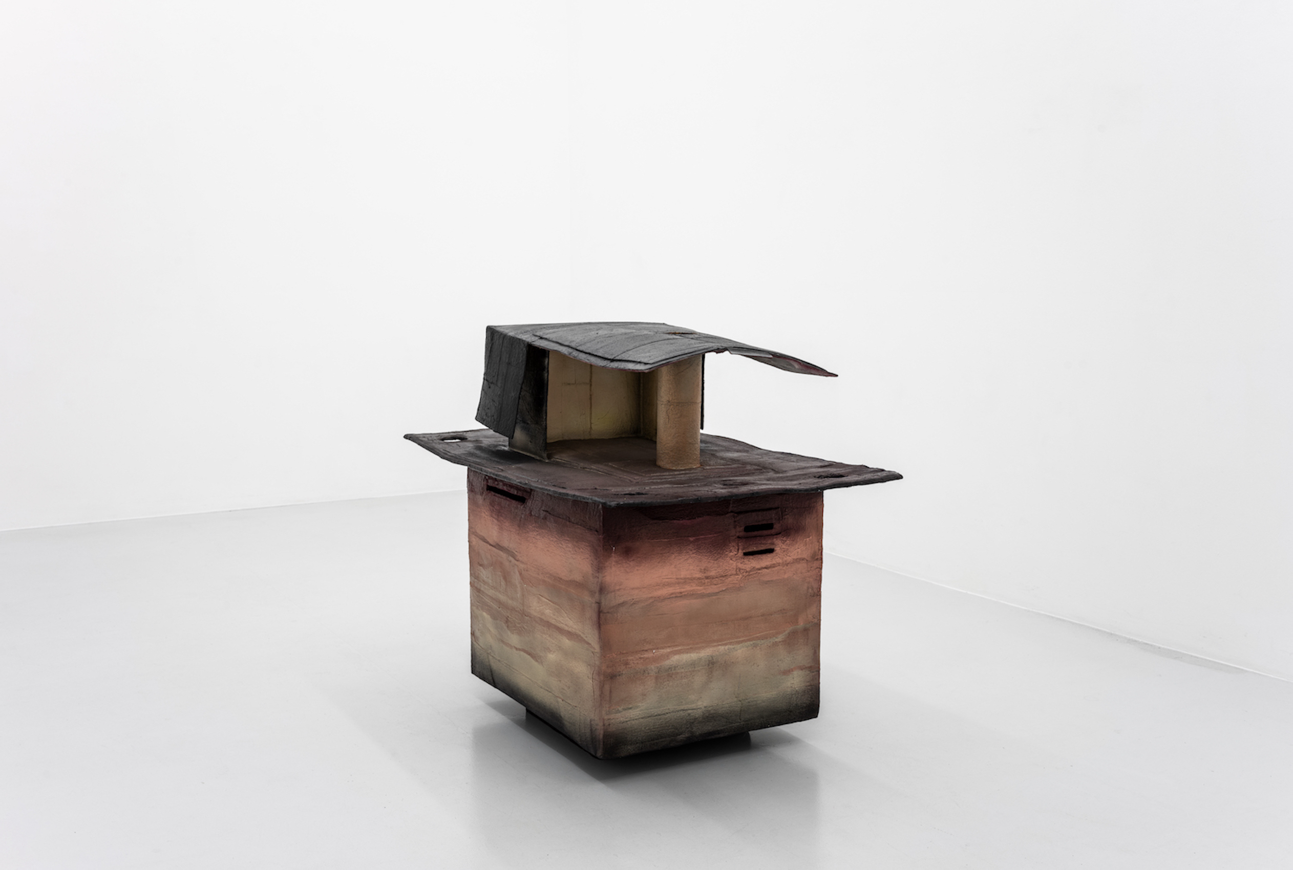 Alyce Ford, Object 6, mixed media, 93 x 117 x 73 cm, 2023