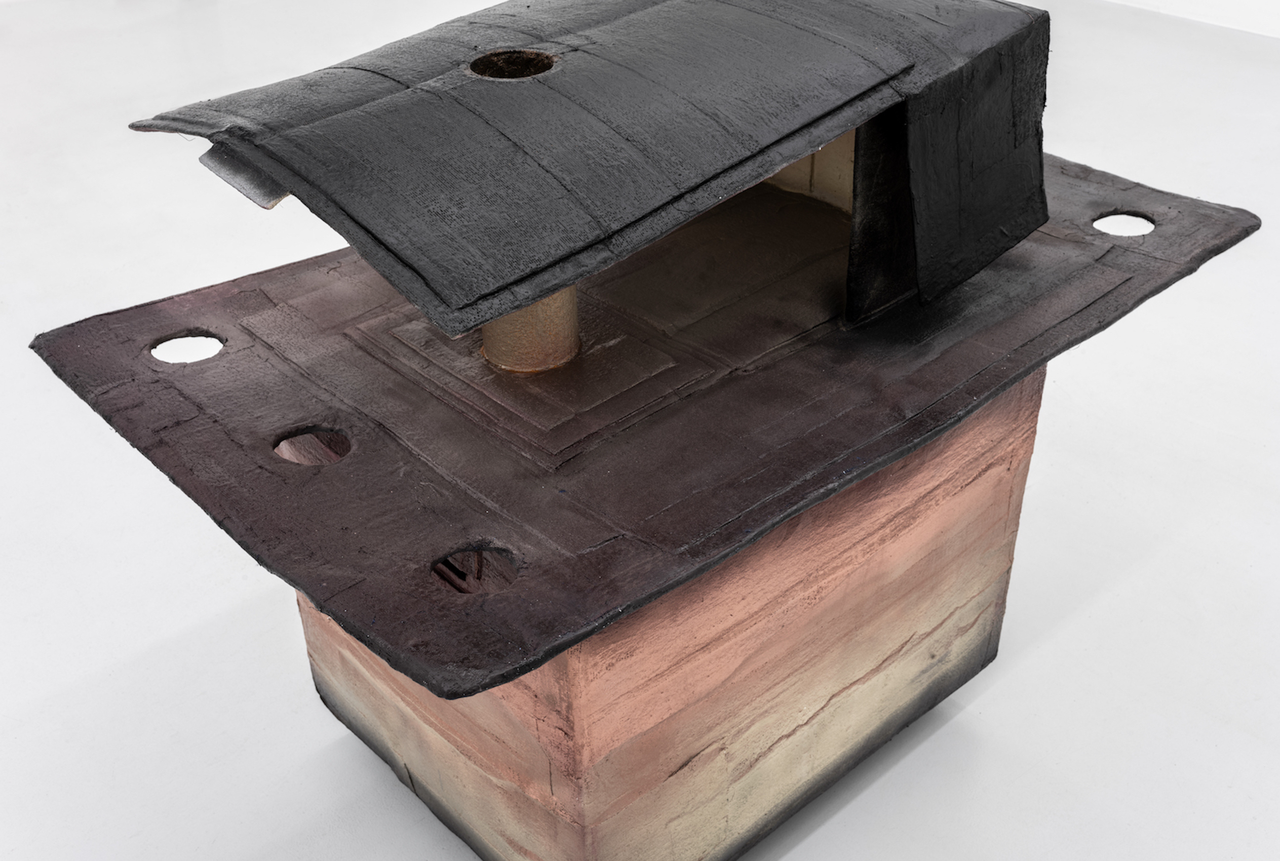 Alyce Ford, Object 6, mixed media, 93 x 117 x 73 cm, 2023