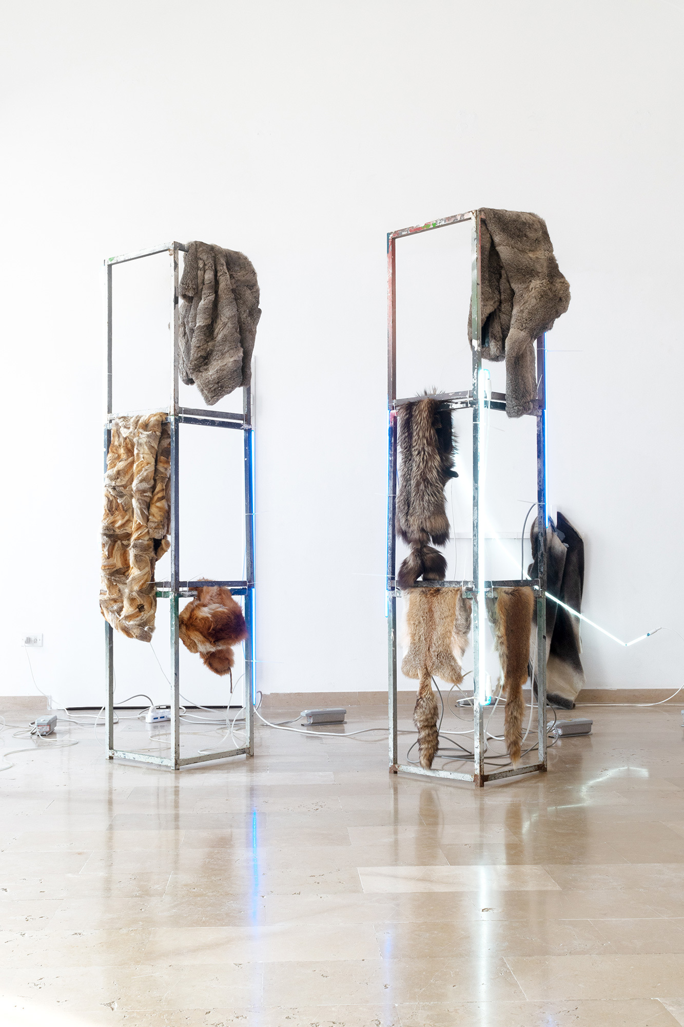 Daniela Corbascio, Untitled, 2023. Neon, iron, furs, variable dimensions.