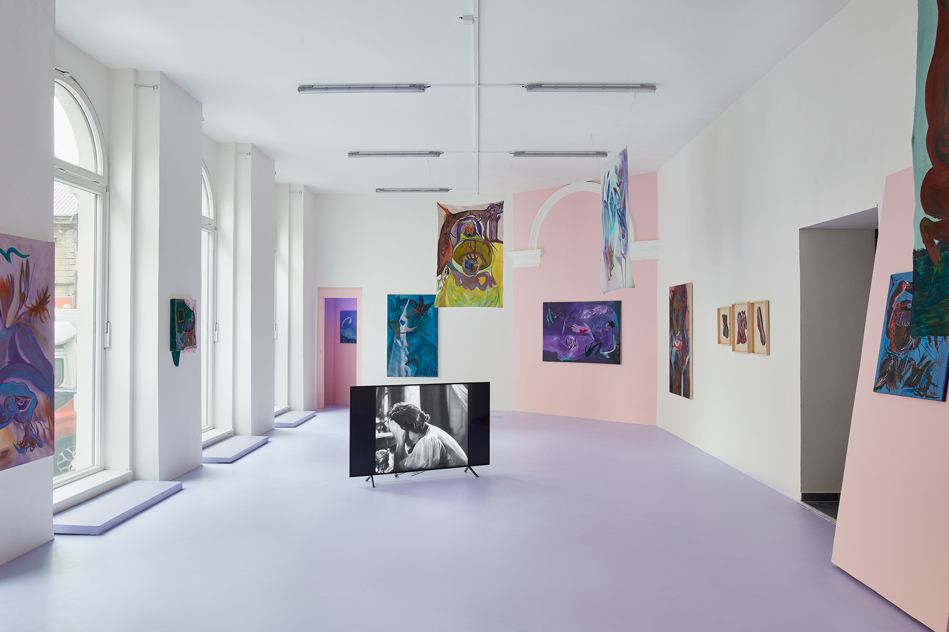 Installation view of the exhibition, Denisa Štefanigová: ‘Ekstase’, 6 April – 27 May 2023, SVĚTOVA 1, Prague. Photo: Karolína Matušková © SVĚTOVA 1