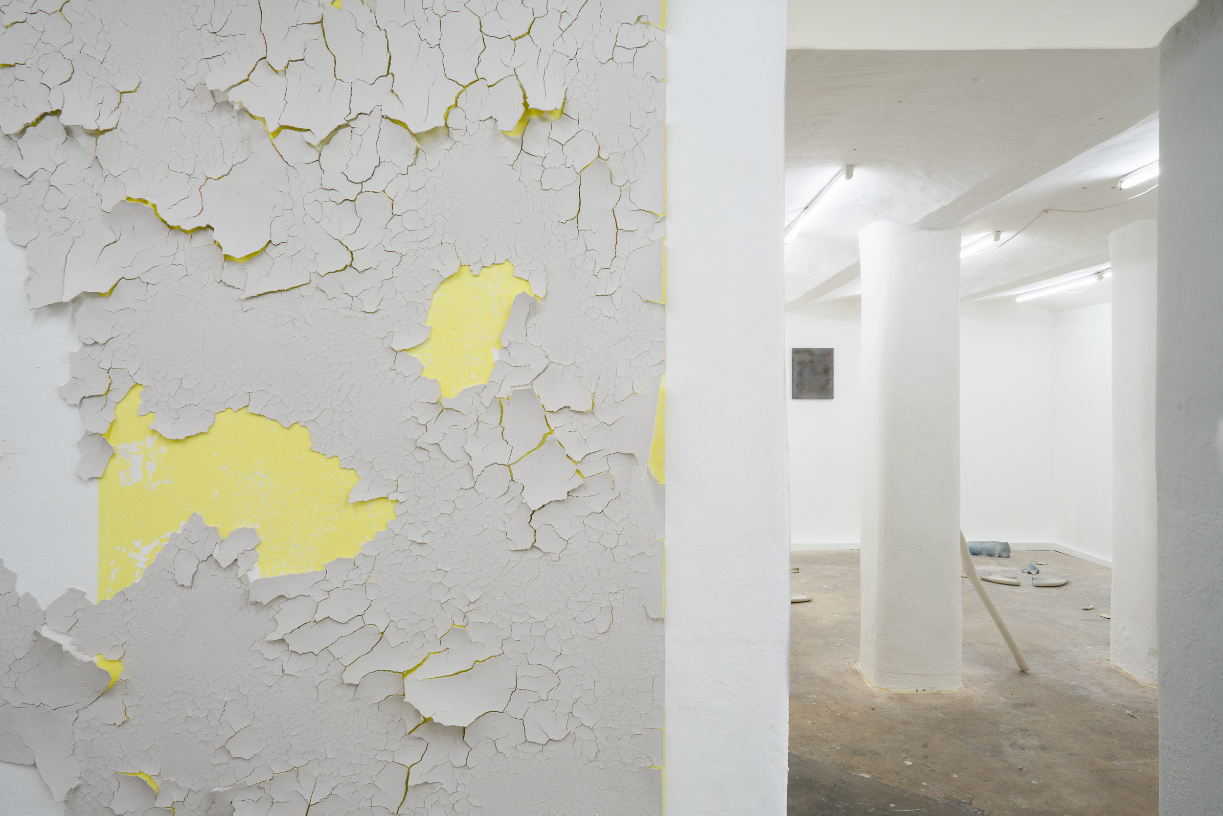 Installation View ( David Kroell, Juliane Tübke, Lilia Kovka )