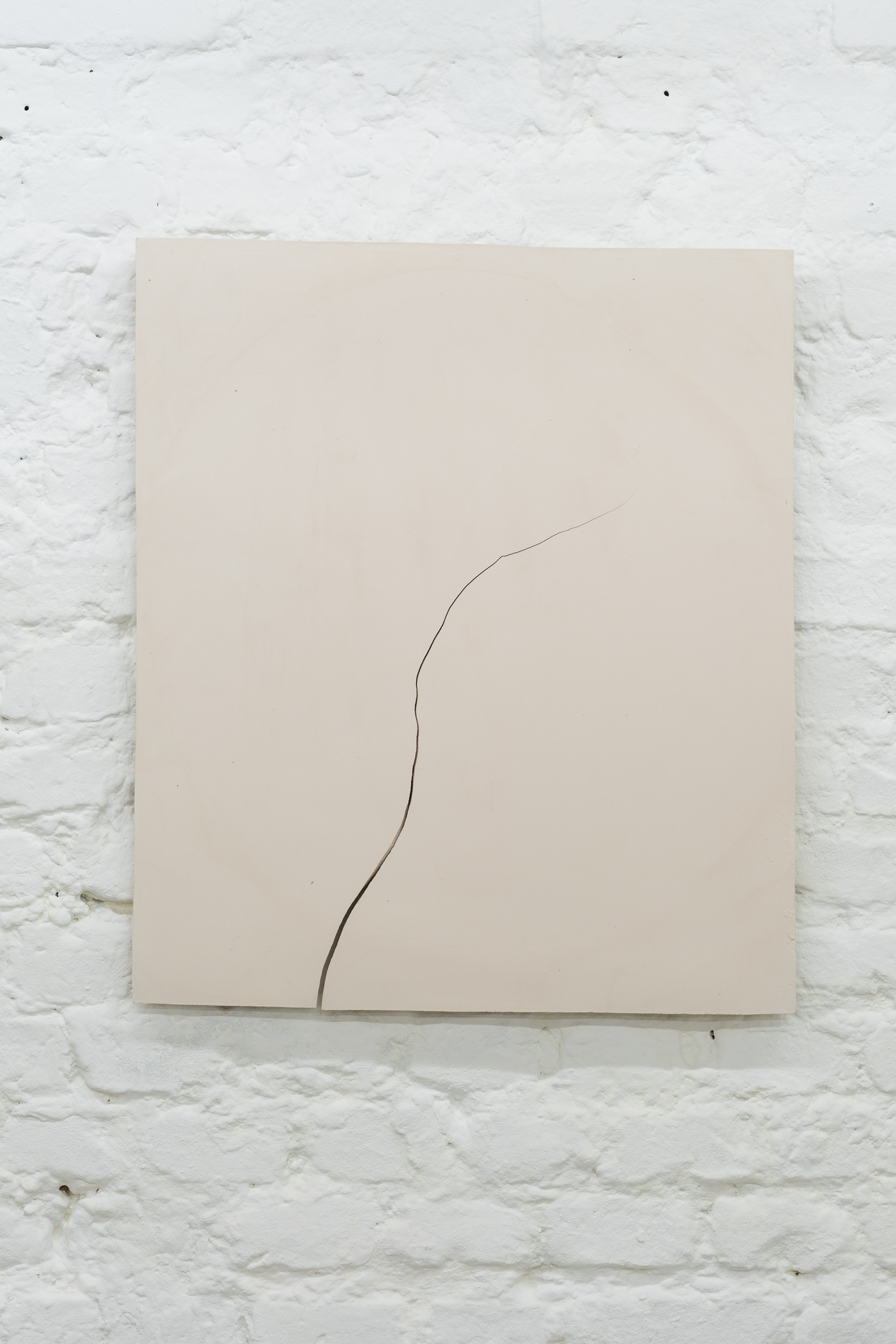 Lilia Kovka, STRESS (roh), 2023, Keramik 66x58 cm 5