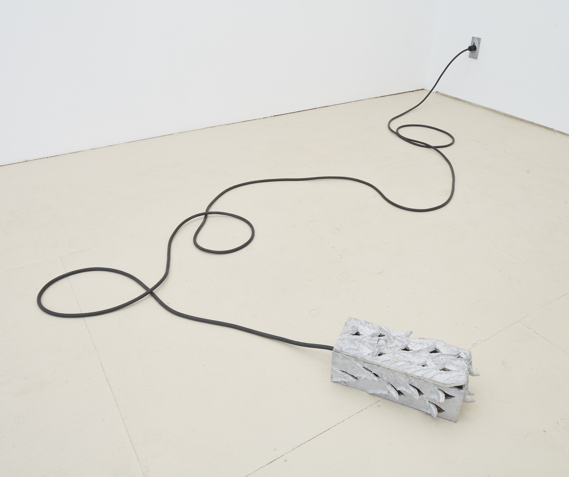 Tomás Díaz Cedeño Humming Song II, 2023 Cast aluminum, electronic mechanism, rattles, outlet, Various dimensions