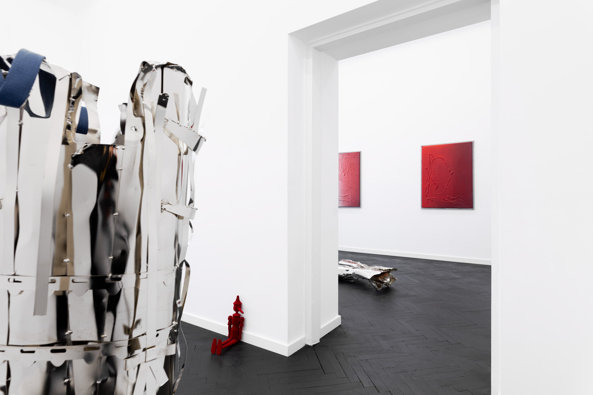 Exhibition views: Hannah Sophie Dunkelberg, Pale Pleasures, Gunia Nowik Gallery, 2023, exhibition view. Courtesy Gunia Nowik Gallery