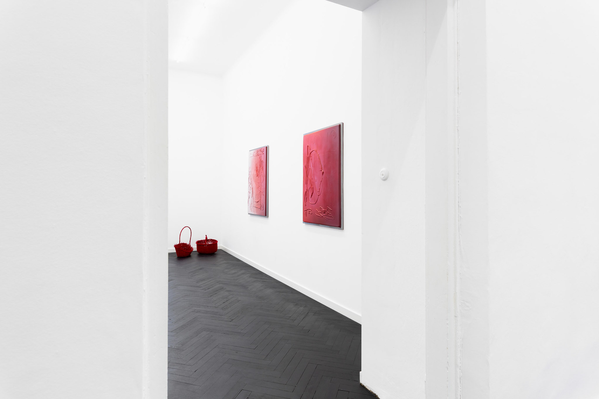 Exhibition views: Hannah Sophie Dunkelberg, Pale Pleasures, Gunia Nowik Gallery, 2023, exhibition view. Courtesy Gunia Nowik Gallery