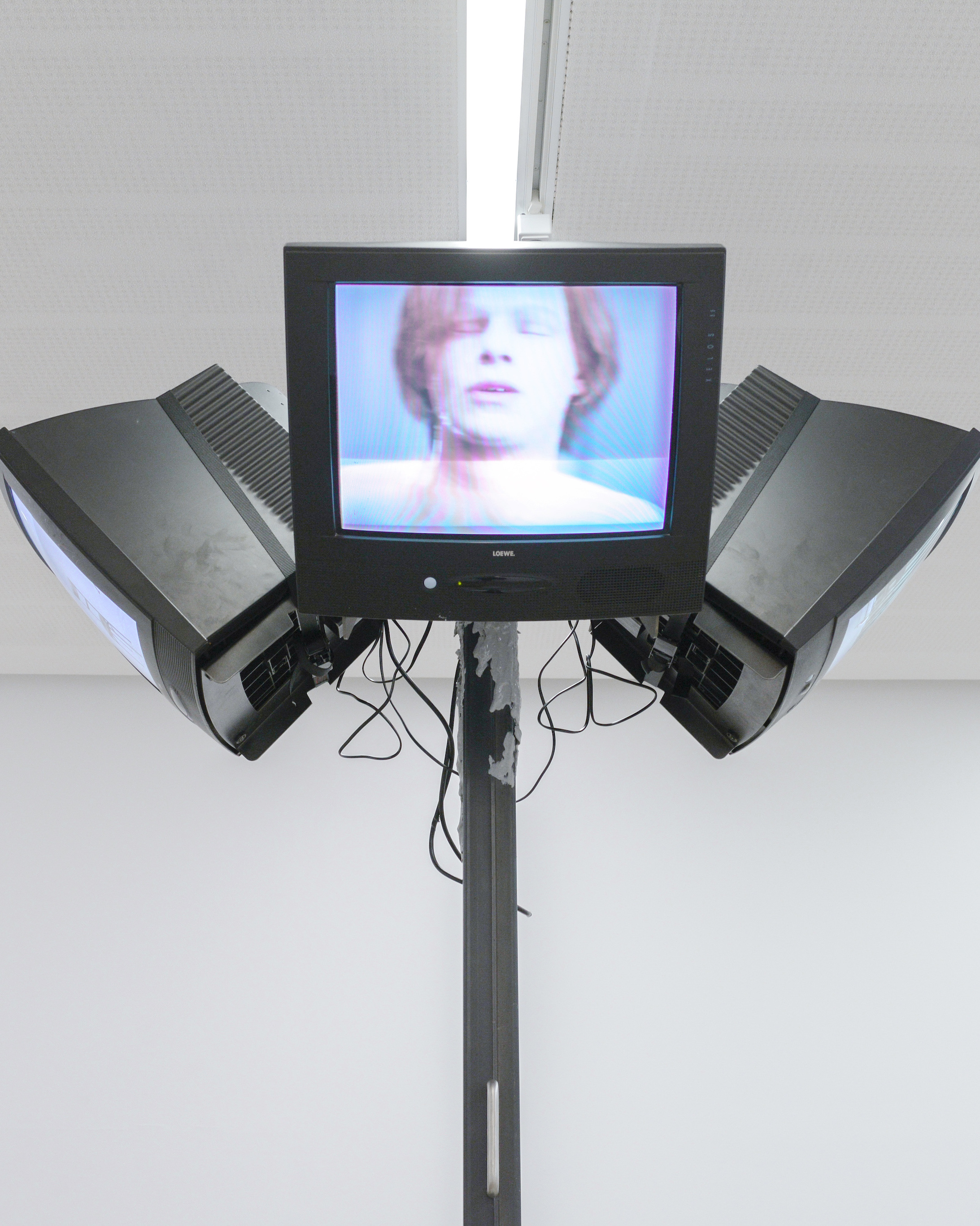 Simon Lehner, I love you like an image, exhibition view, Kunstpalais Erlangen, 2023, photo by Simon Lehner.