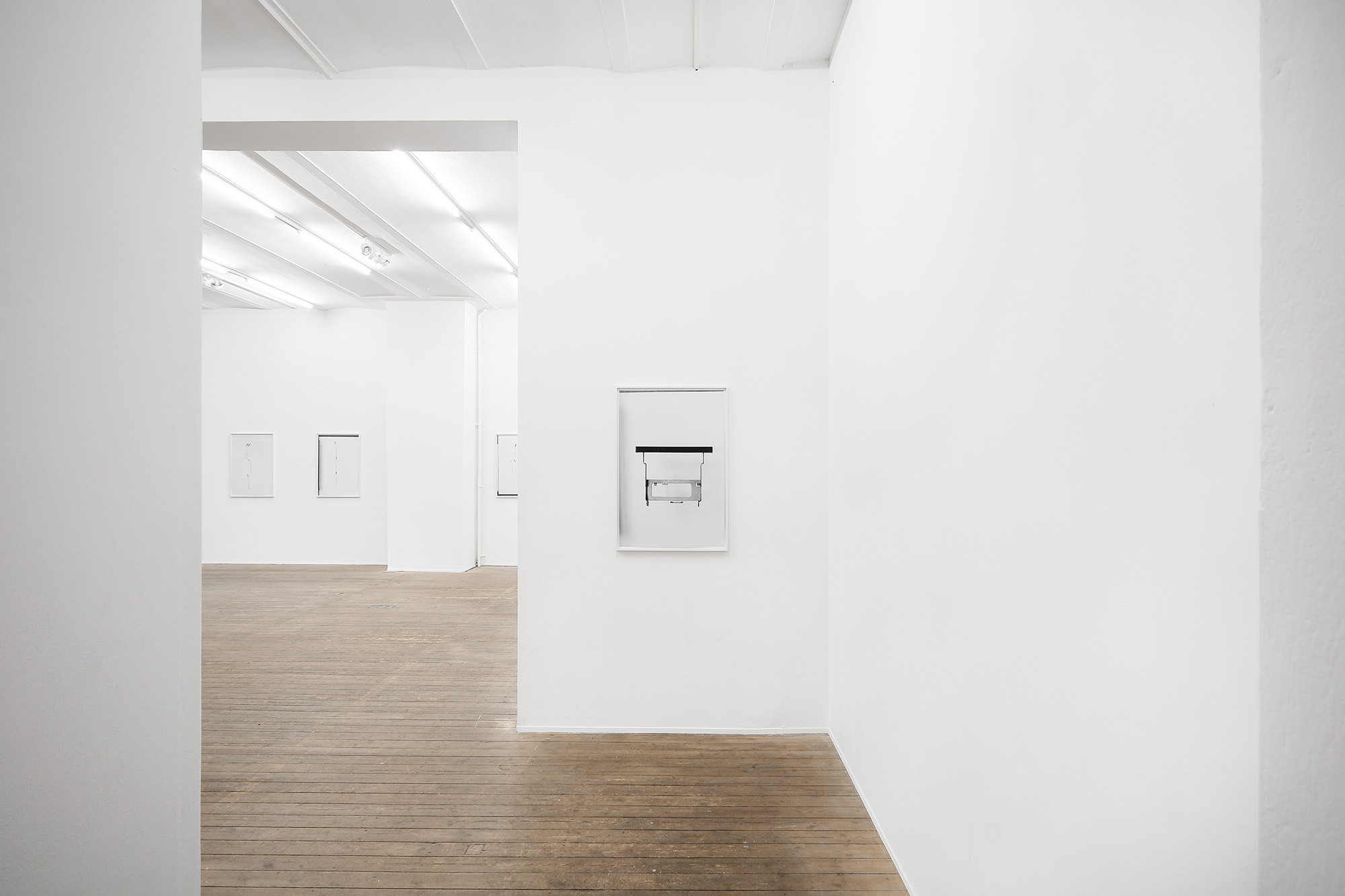 Andrzej Steinbach, Sender Empfänger, exhibition view, Galerie Conradi, 2023