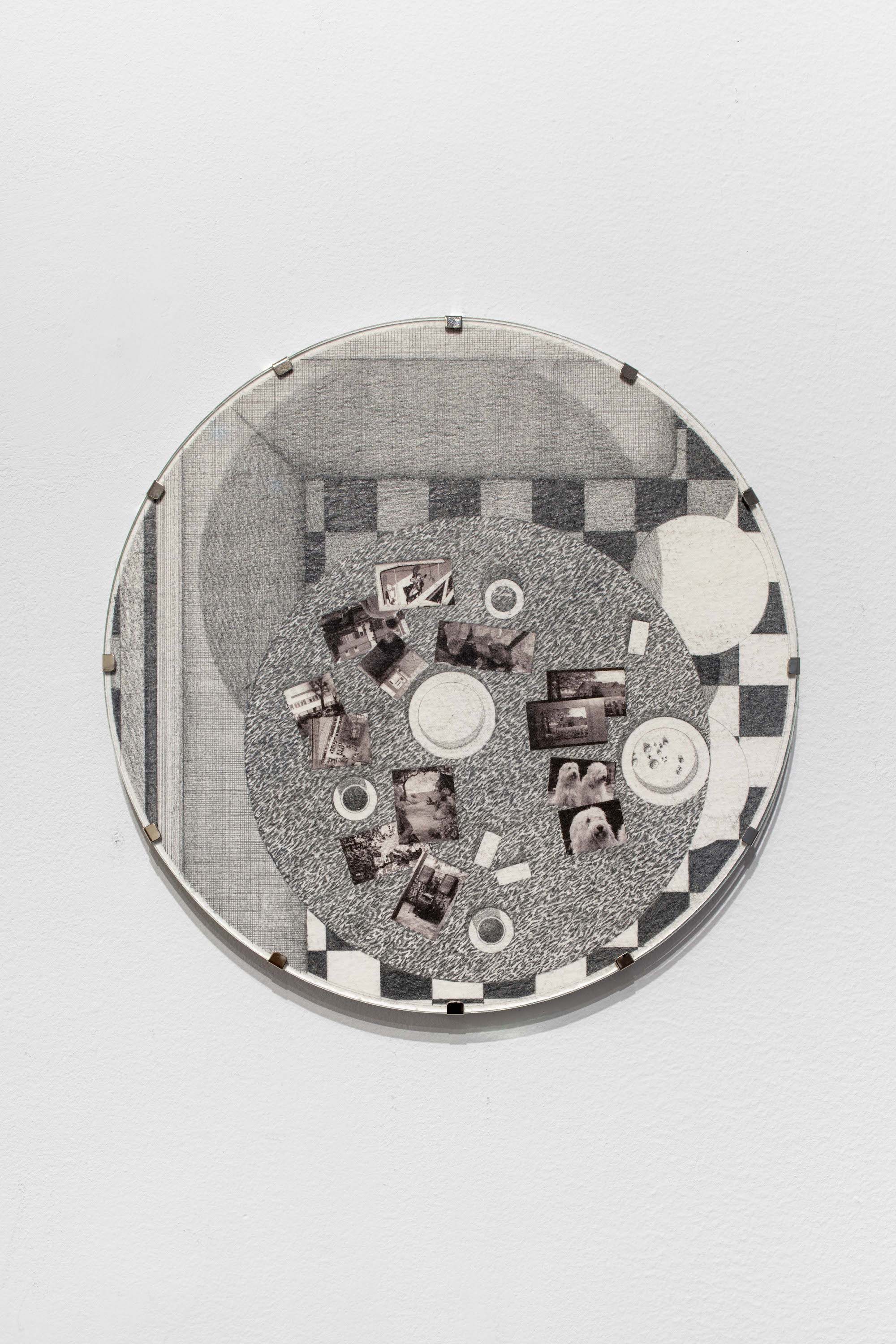Table 1, 2023 Print and pencil on paper in aluminum uv glass clipframe, 20 cm (diameter) Courtesy of the artist and Crèvecœur, Paris. Photo: Martin Argyroglo
