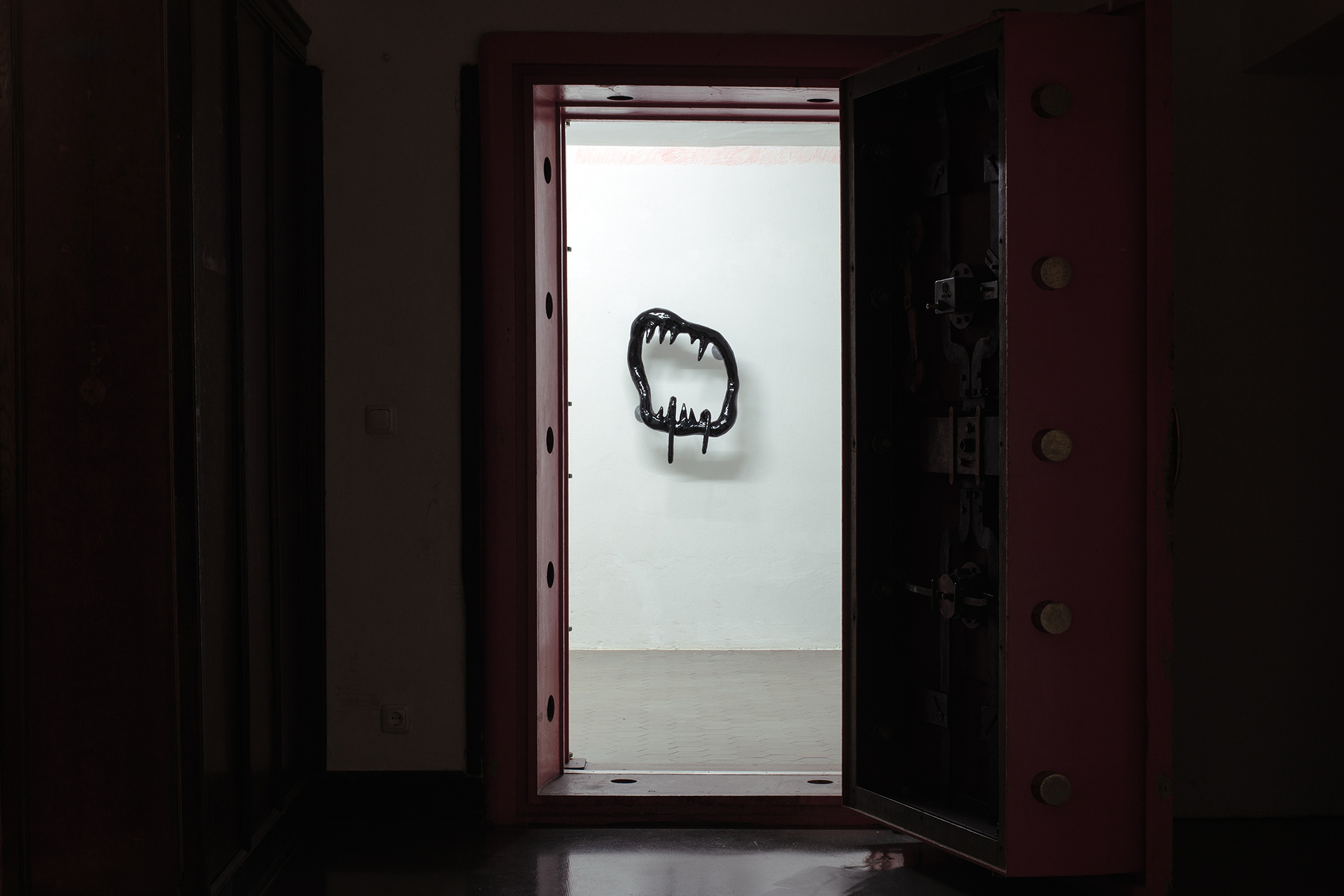 soft island hard edge - Charlene Hahne & Lisa Seebach, 2023, installation view © in-conversation-with and the artists