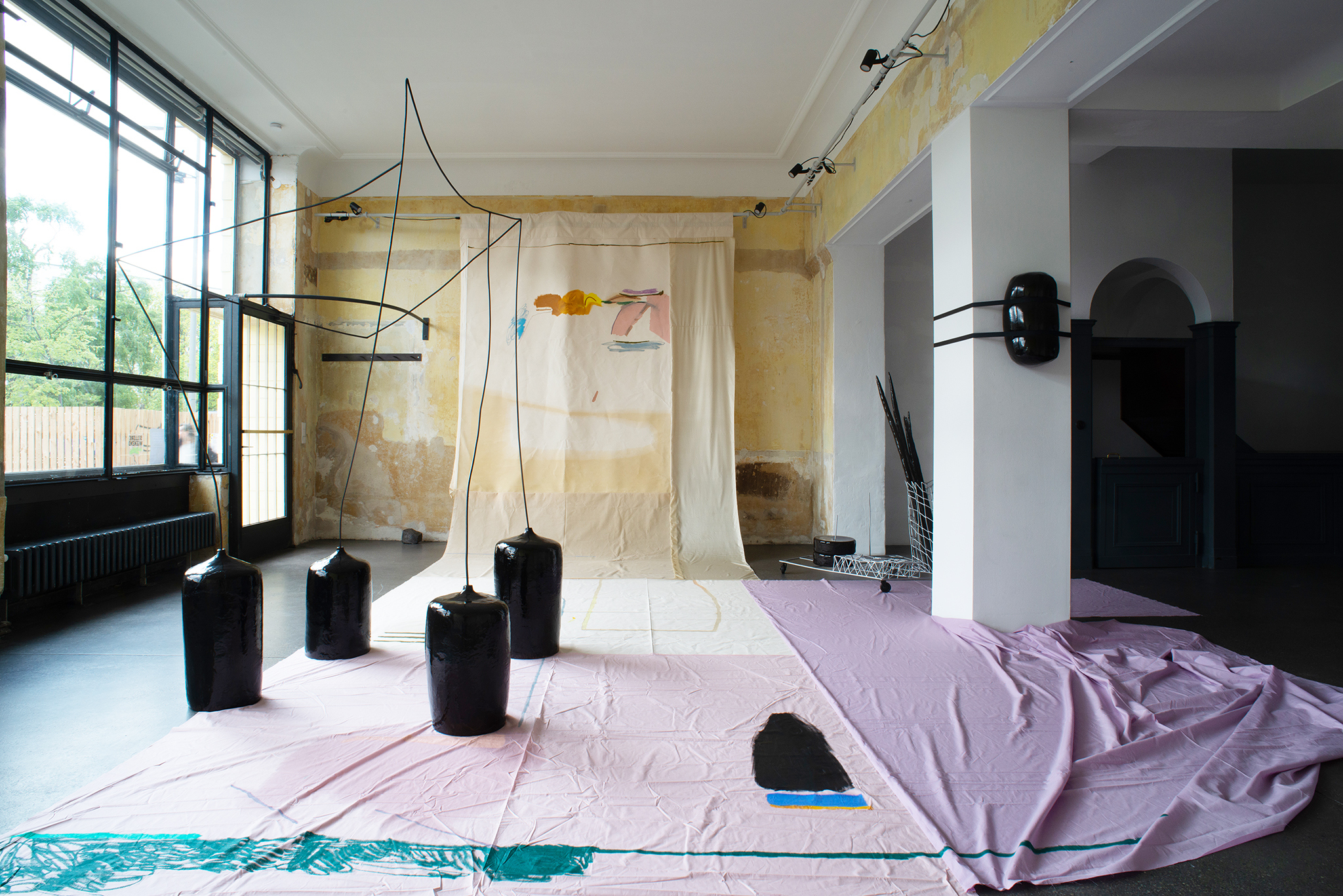 soft island hard edge - Charlene Hahne & Lisa Seebach, 2023, installation view © in-conversation-with and the artists