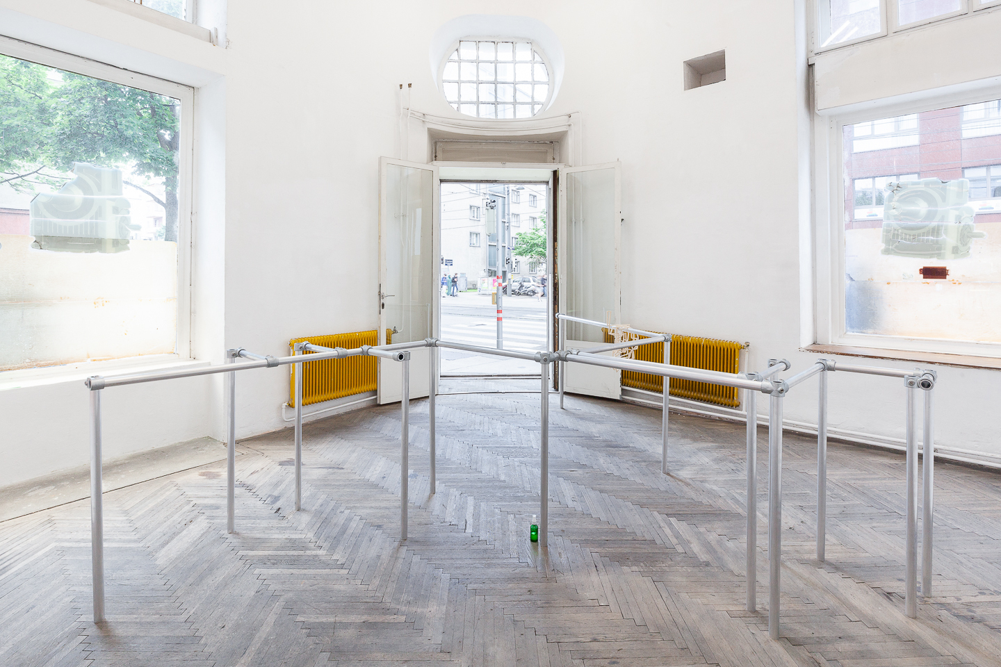 Installation view, Daniela Grabosch - WE ARE ALL ENTANGLED HYBRID ORGANISMS HERE., new jörg, 2023
