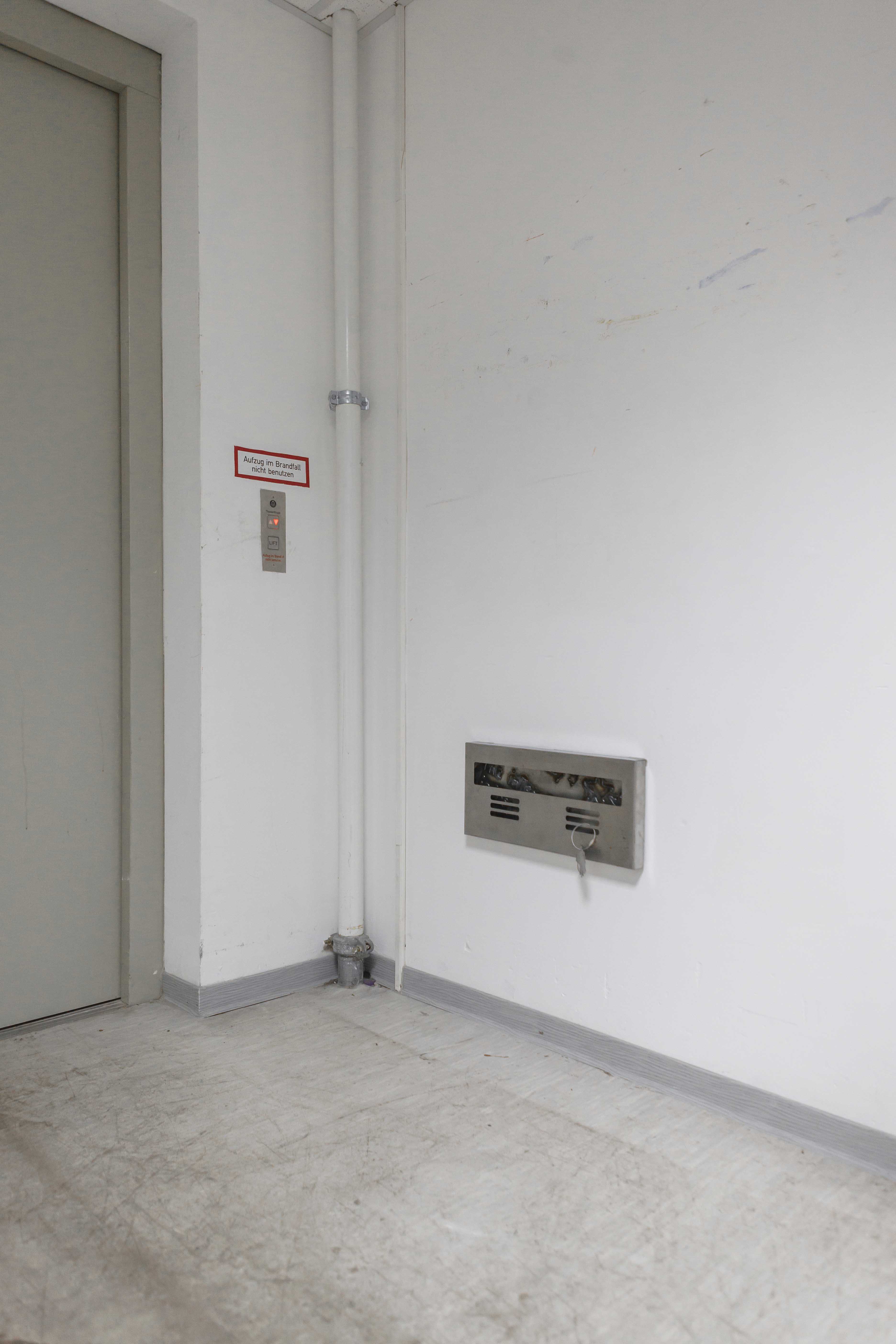 Installation view Kay Lotte Pommer "Transit" 2023