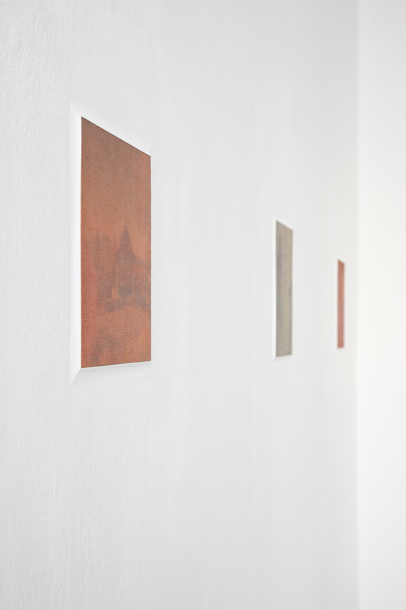 Lukas Matuschek: 09/08/22, 2023, Inkjet ink, acrylic medium on HDF, 21,5 x 20 cm