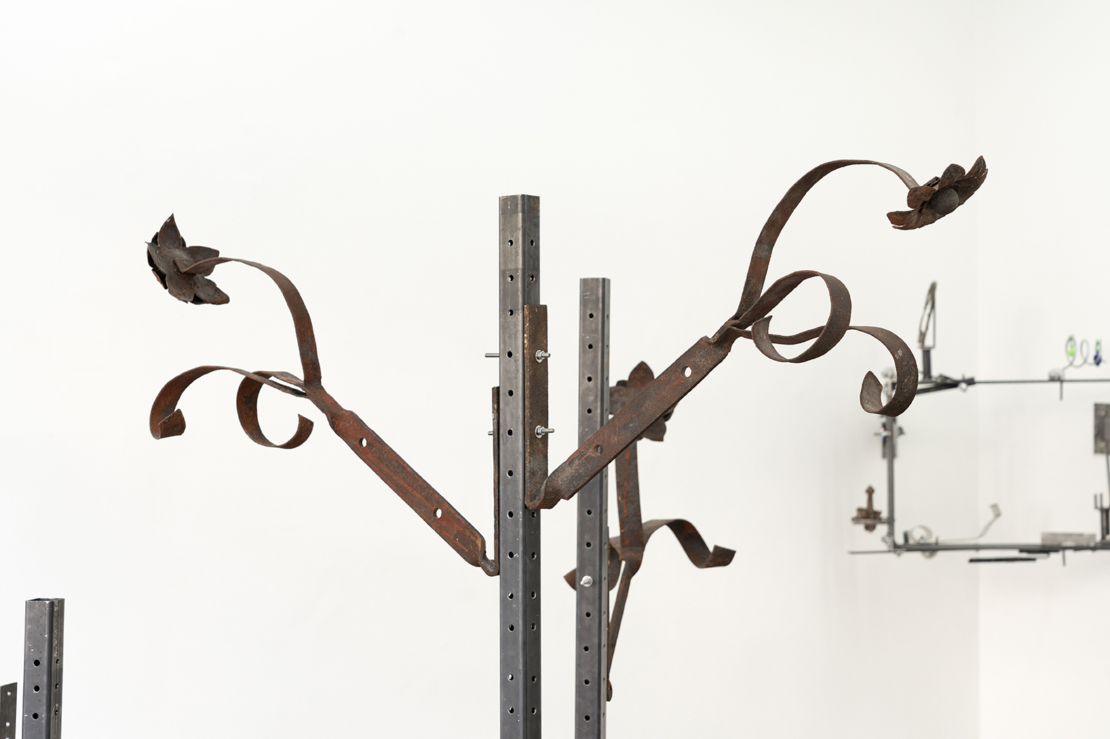 Cs ballad of physical dependency, steel, aluminum, found objects, variable dimensions, 2023 