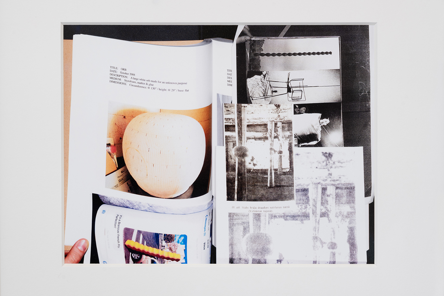 Untitled, fine art paper print, passepartout, linden frame, museum glass, 32,9×38,5cm, 2023