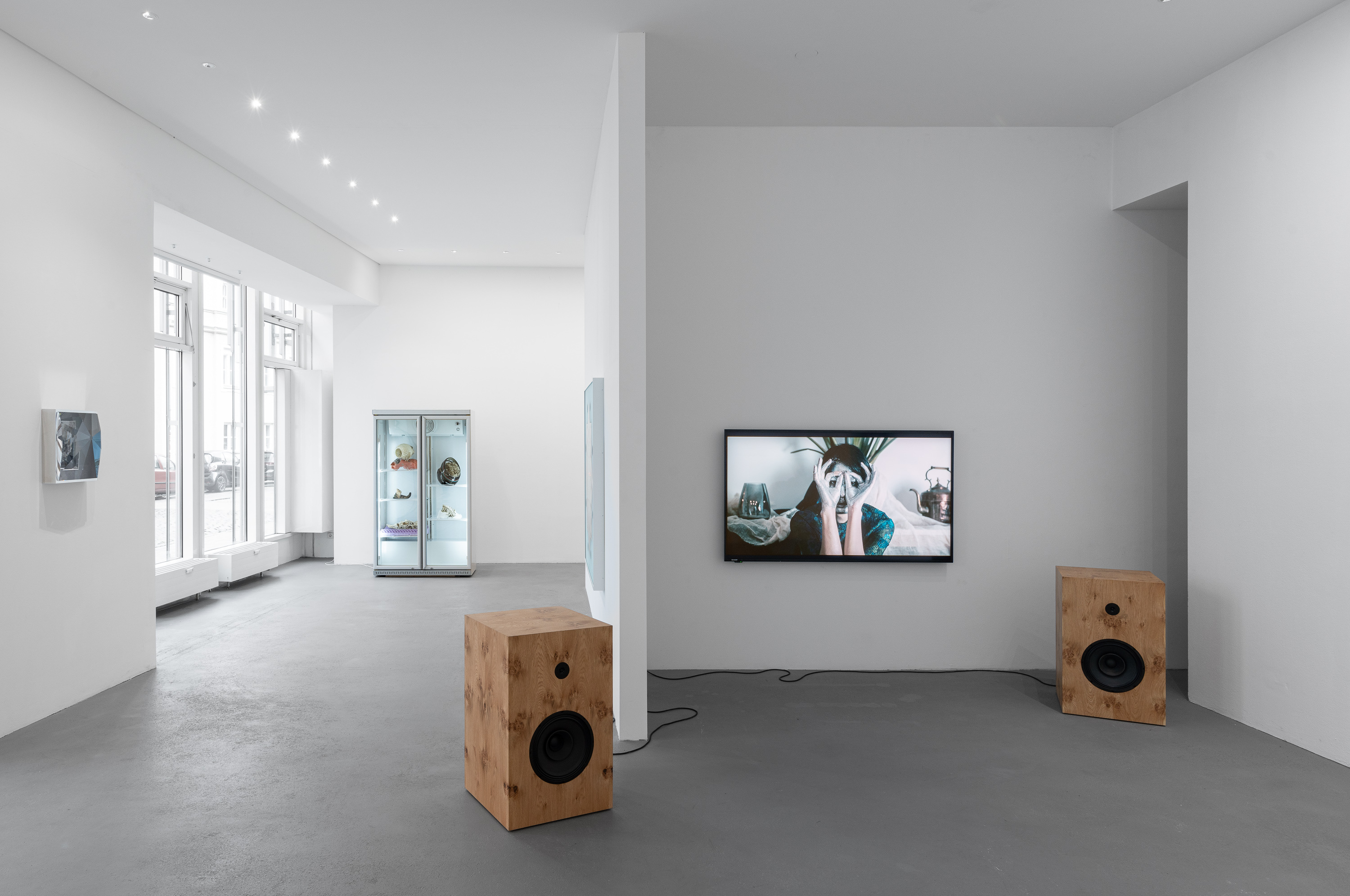 Installation view failed transcendence, 2023, Courtesy of max goelitz, Copyright of the artists