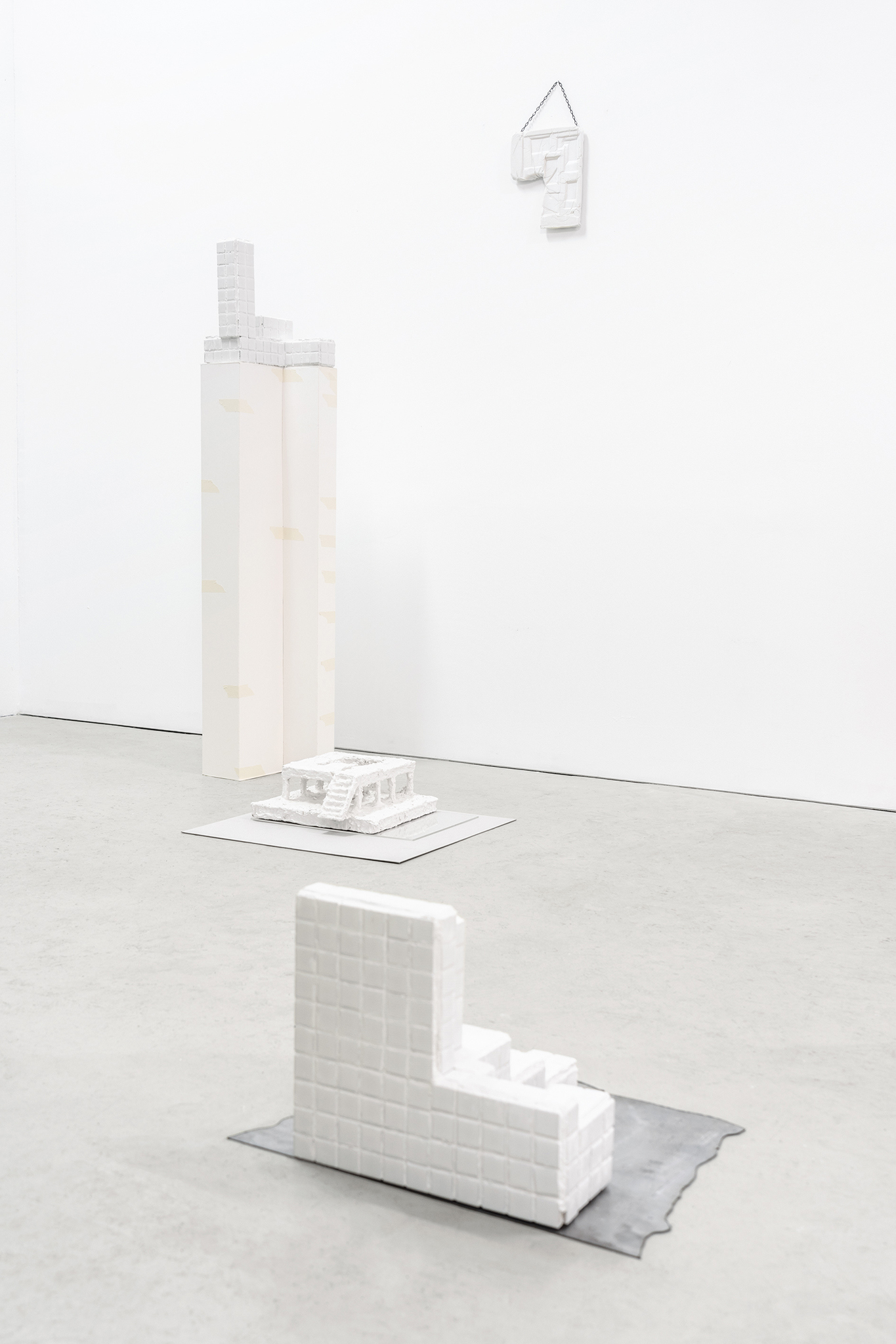Anna Bochkova, „Algorithm of social housing N.1“; „Sculptures of unforgettable past and uncertain future“; „Easy come-easy go“