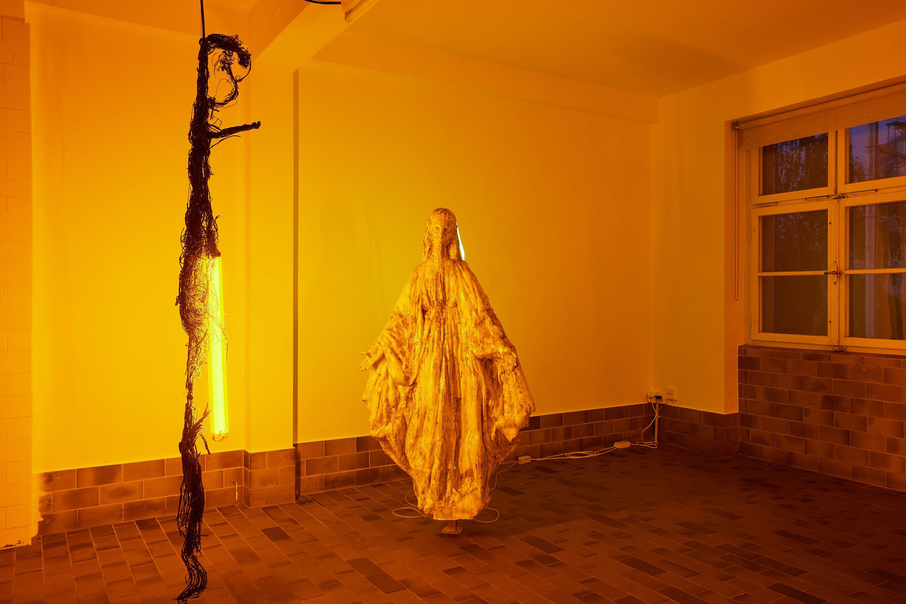 Chloé Delarue & Denis Savary, Octogone