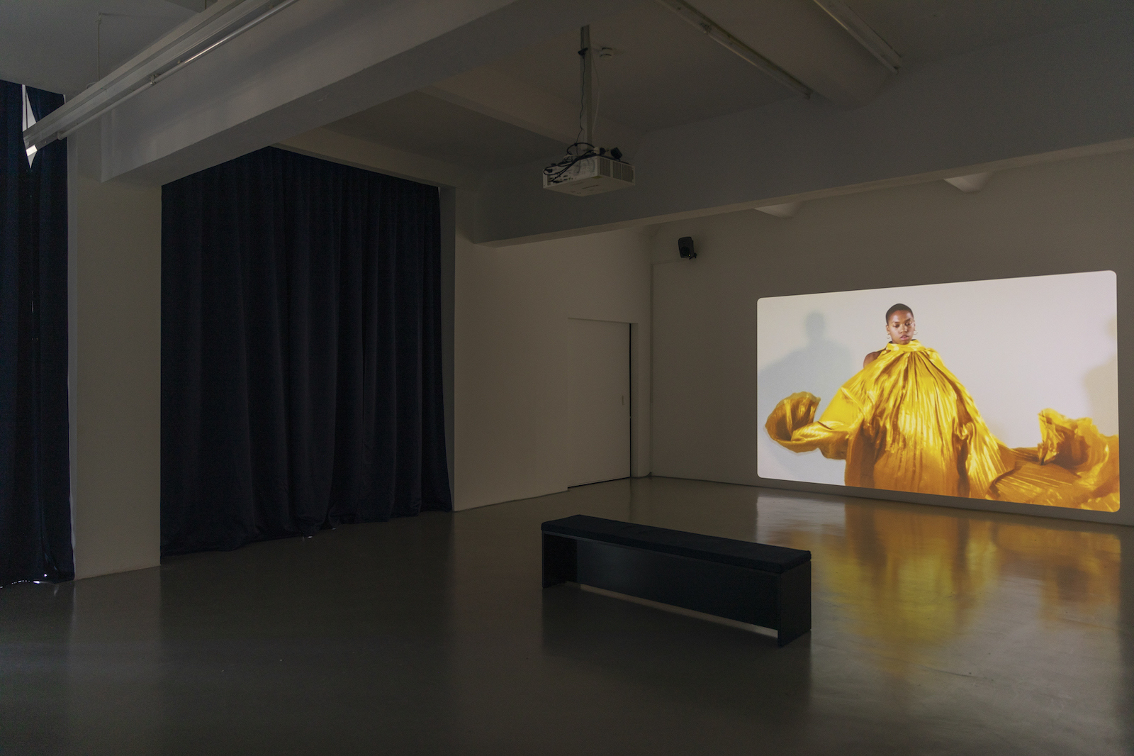 Tarona: Pivot, 2020. Installation view, GAK Bremen 2023. Photo: Jiye Lee