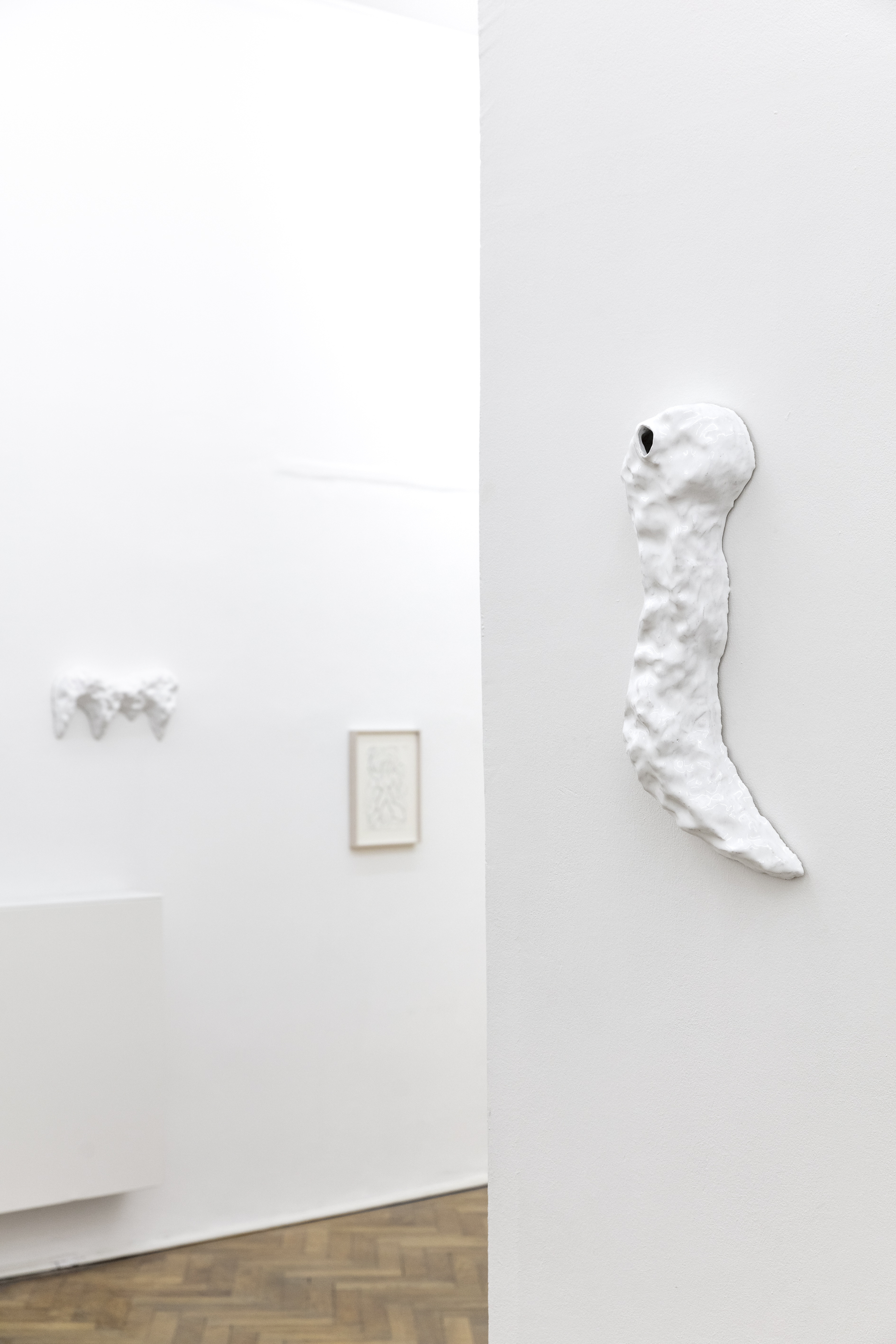 VARIOUS OTHERS 2023, Kinke Kooi, Anna McCarthy, Monique Mouton, installation view at Sperling, Munich