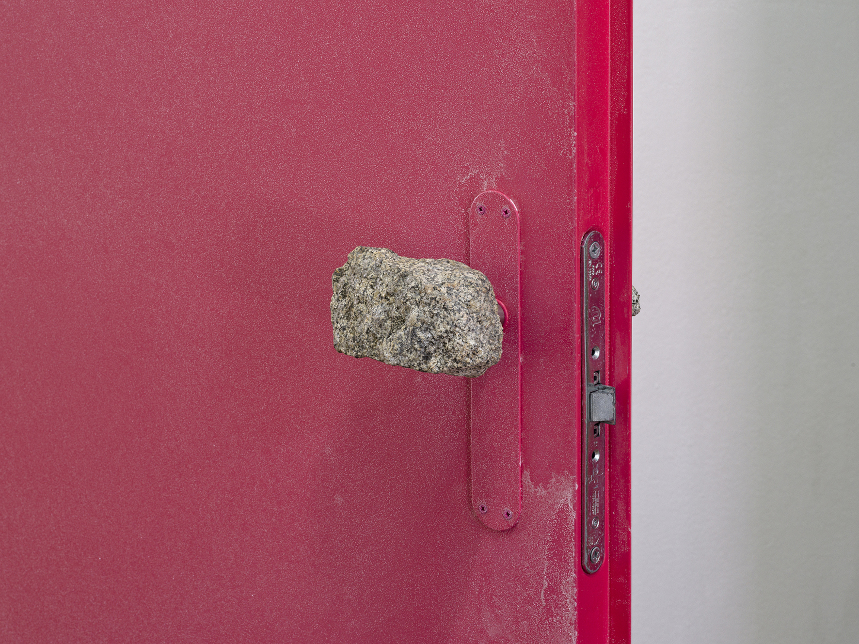 Hunter Longe, Various Lambent Portals, 2023, Exhibition View, Kunsthaus Langenthal, Photo: Cedric Mussano, Courtesy of the artist