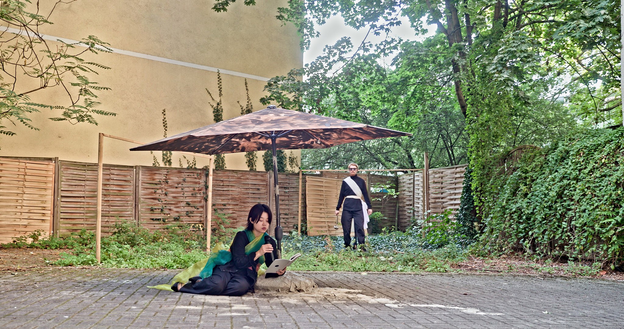 Performance, together with Bennedict Flinn, Max James, video documented by Barry L Horvath