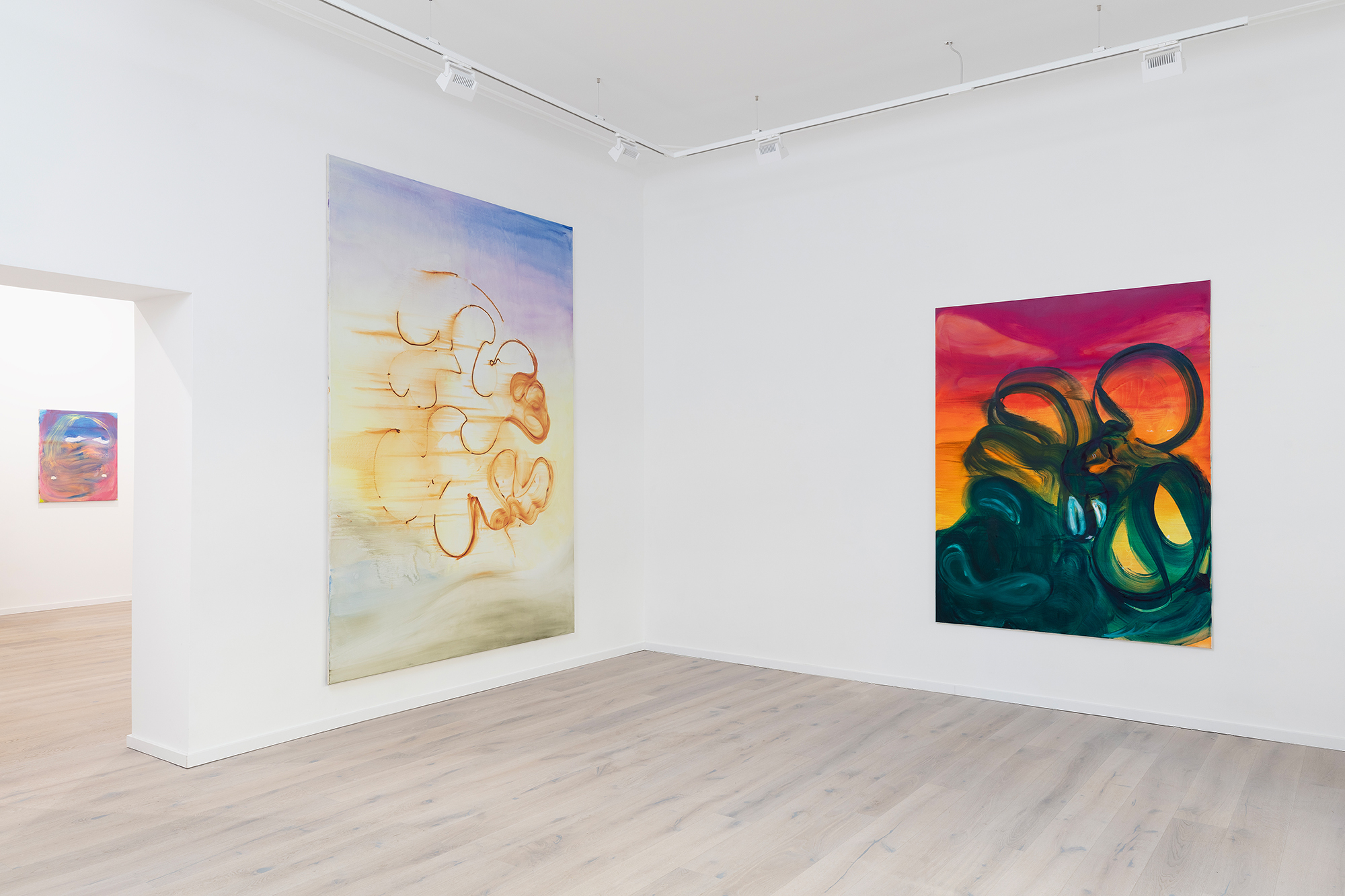 aufgelöst, Installation view, left: Fata Morgana, 2023, oil on canvas, 280 x 190 cm, right: Sunset Boulevard, 2023, oil on canvas, 200 x 150 cm