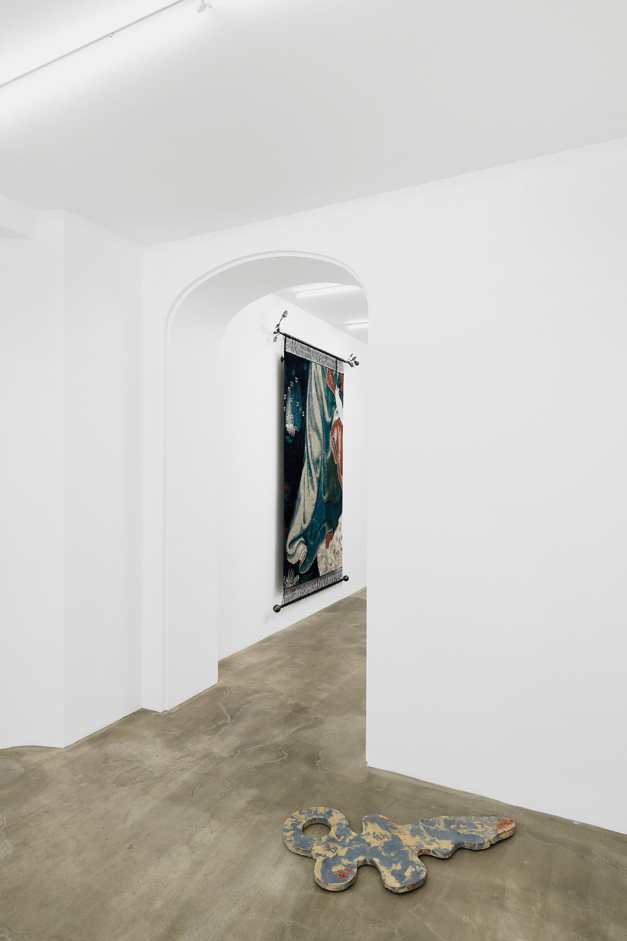 Zuzanna Czebatul, The Lunatic Fringe, 2023, exhibition view, Sans titre, Paris