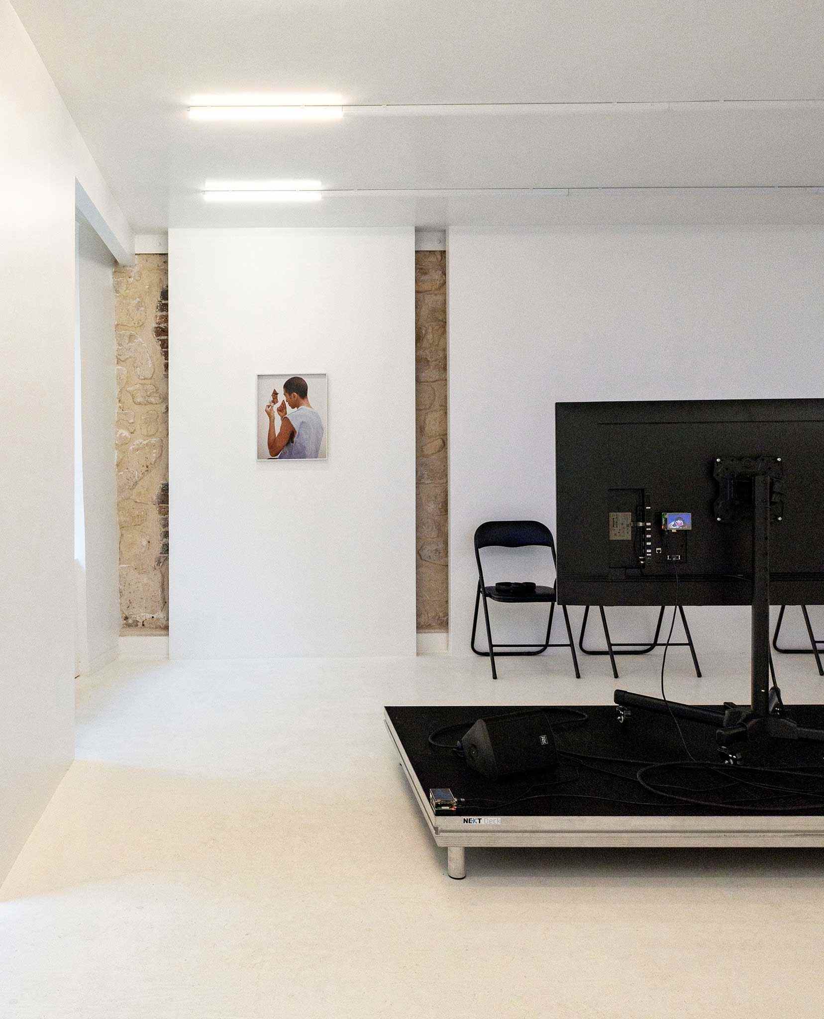 DS Galerie, "Grammars", 2023, exhibition view, photo credit Romain Darnaud.