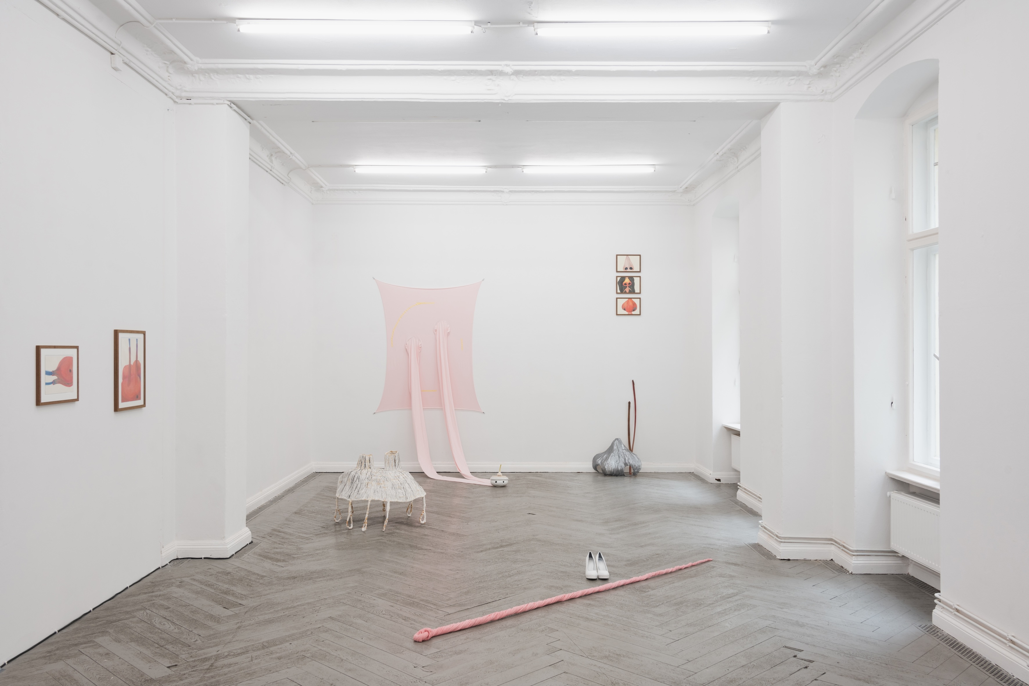 Exhibition view, 2023 courtesy the artist and EIGEN + ART Lab.