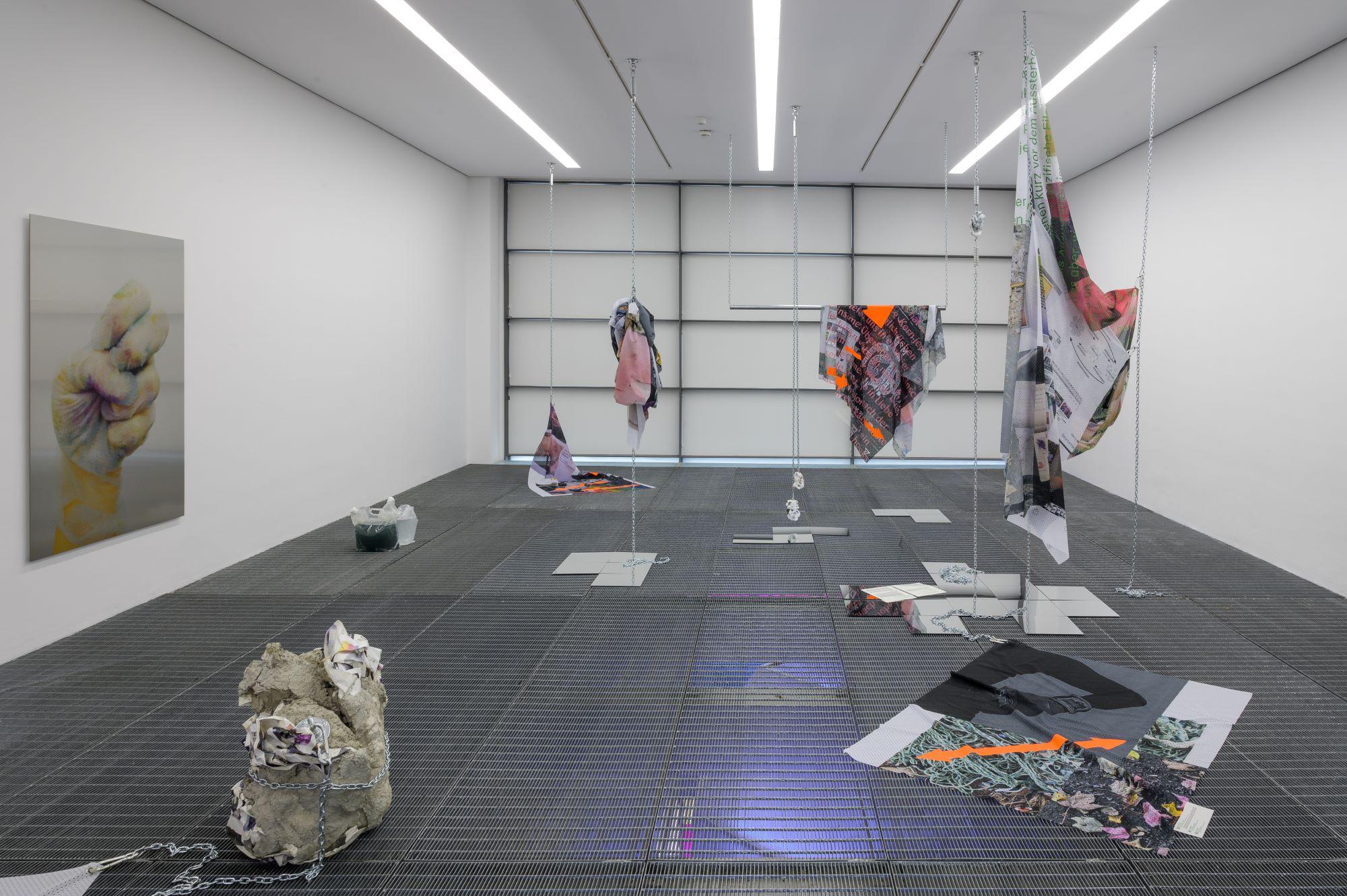 Installation View "Things That Were Are Things Again", photo: Alexandra Ivanciu